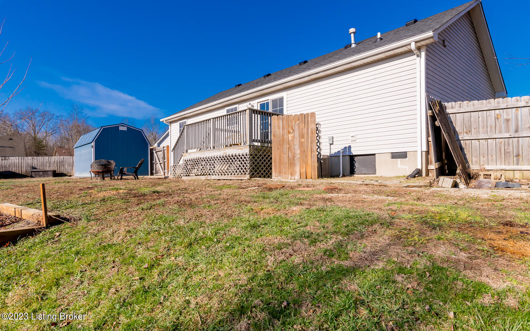359 Lakes Edge Dr