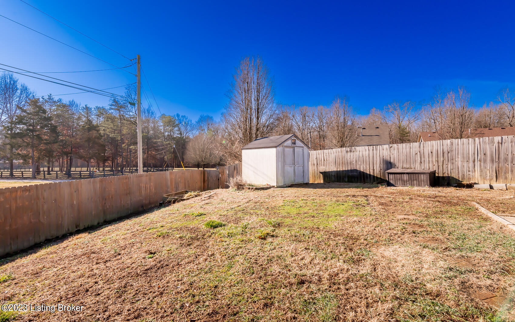 359 Lakes Edge Dr