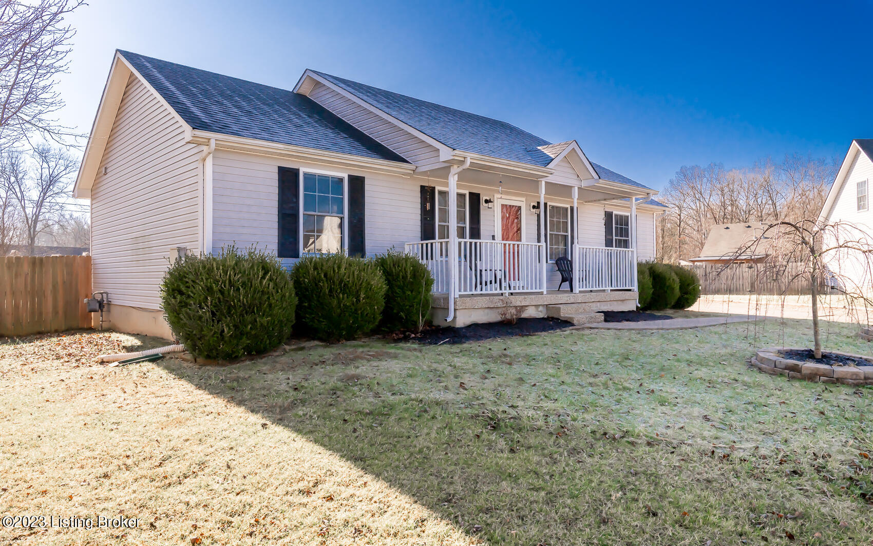 359 Lakes Edge Dr