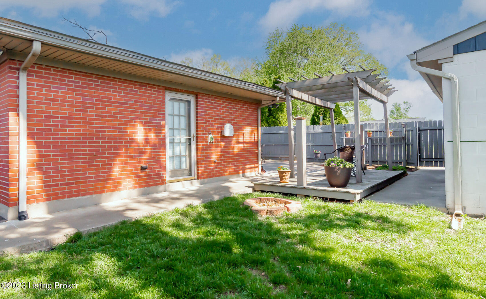 3010 Maywood Pl