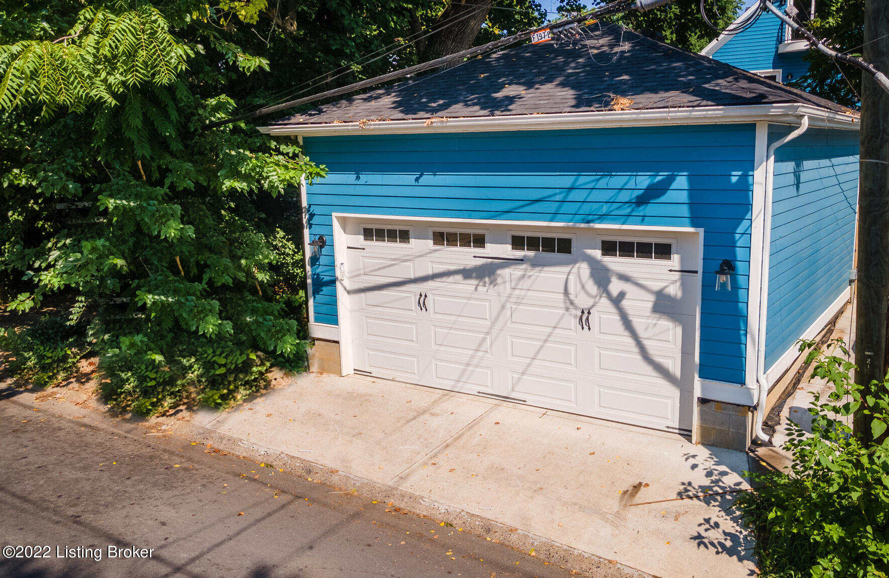 1974 Deer Park Ave