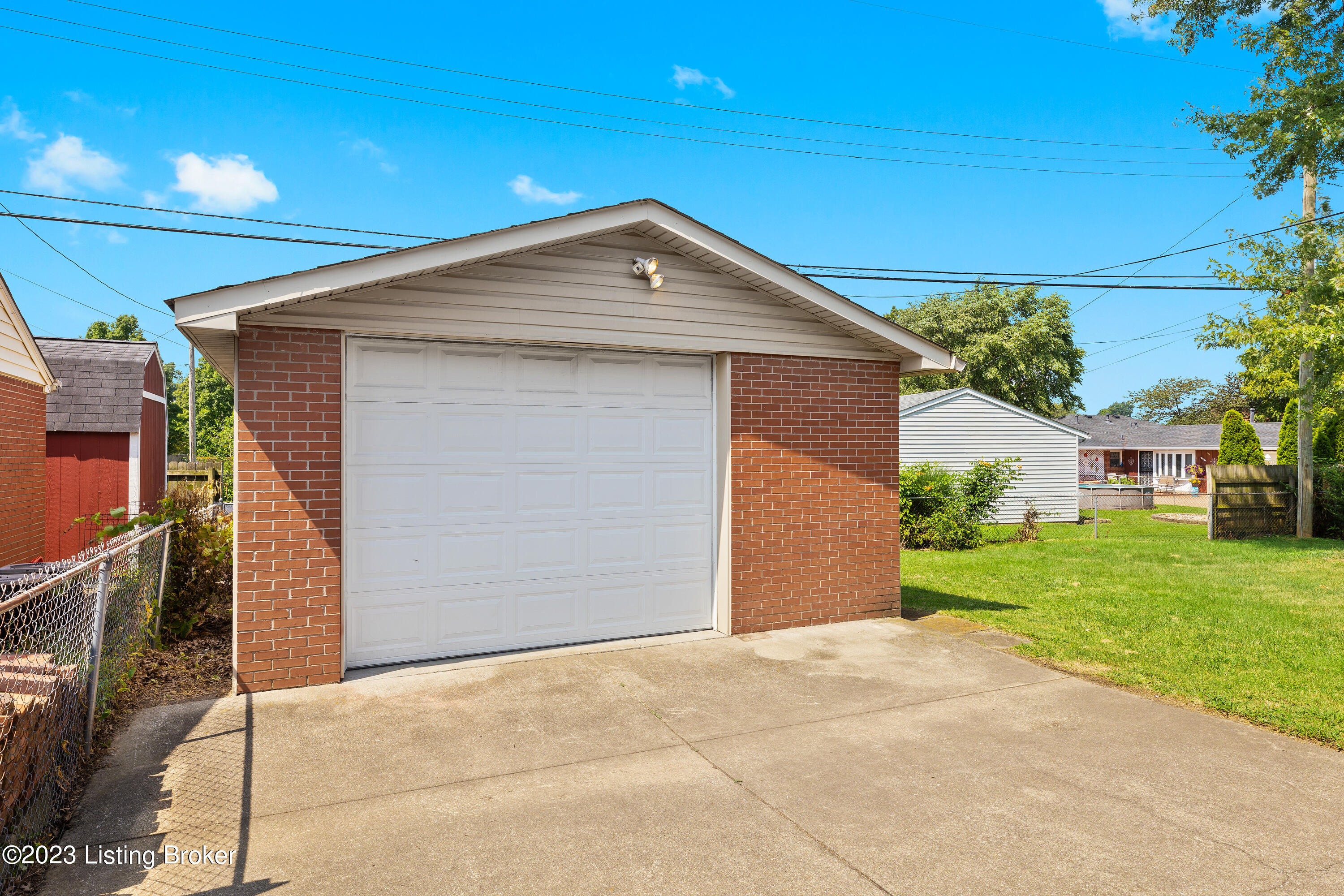 3006 Maywood Pl