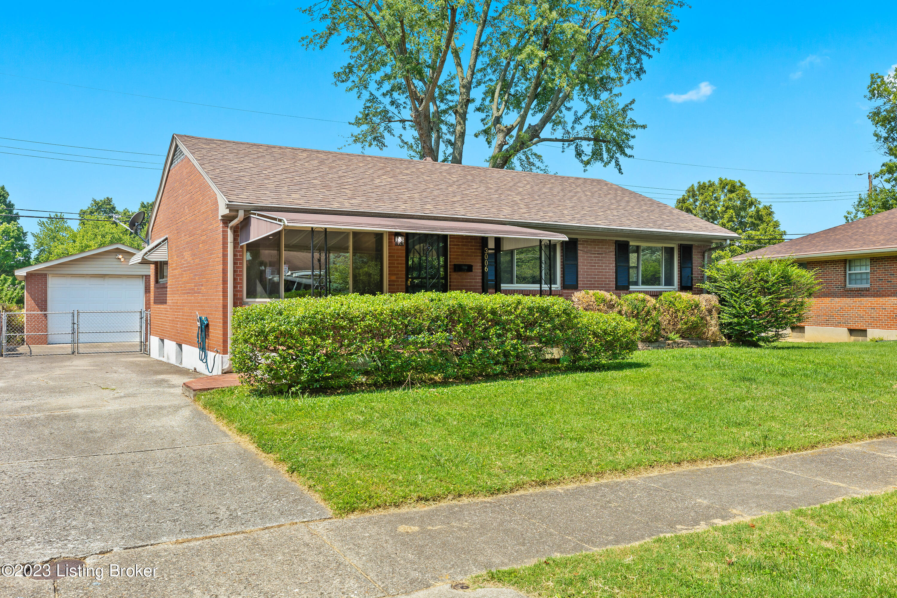 3006 Maywood Pl