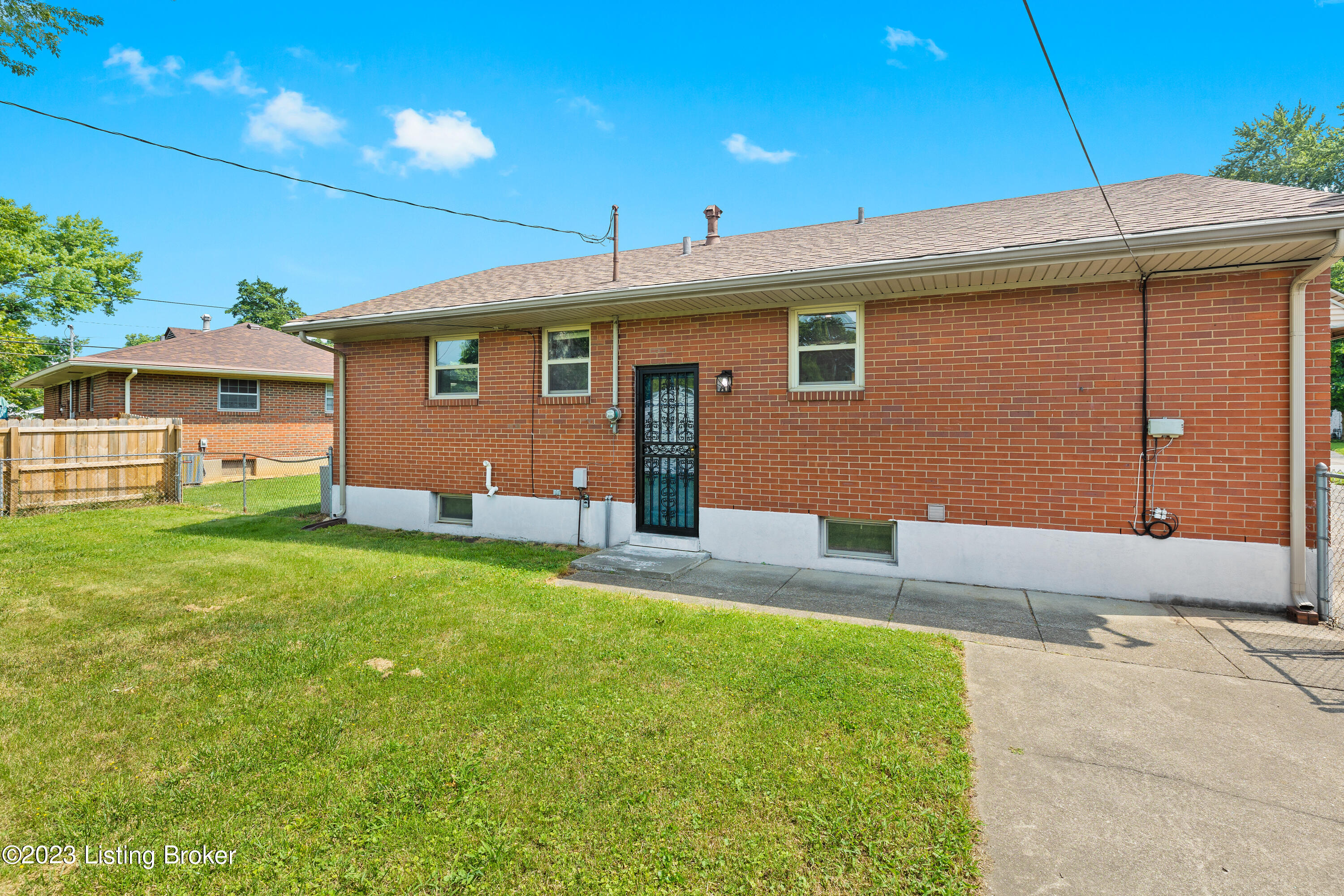 3006 Maywood Pl