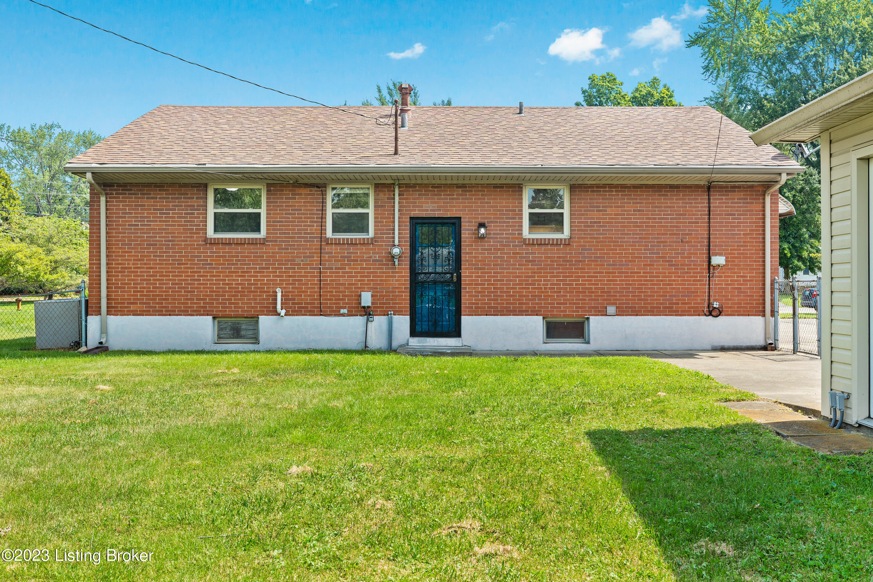 3006 Maywood Pl