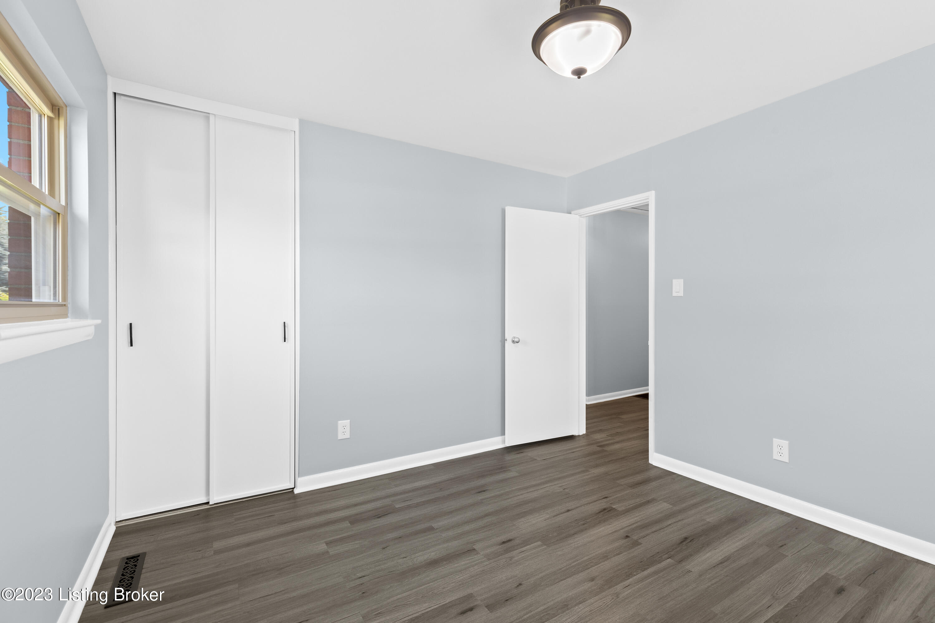 3006 Maywood Pl