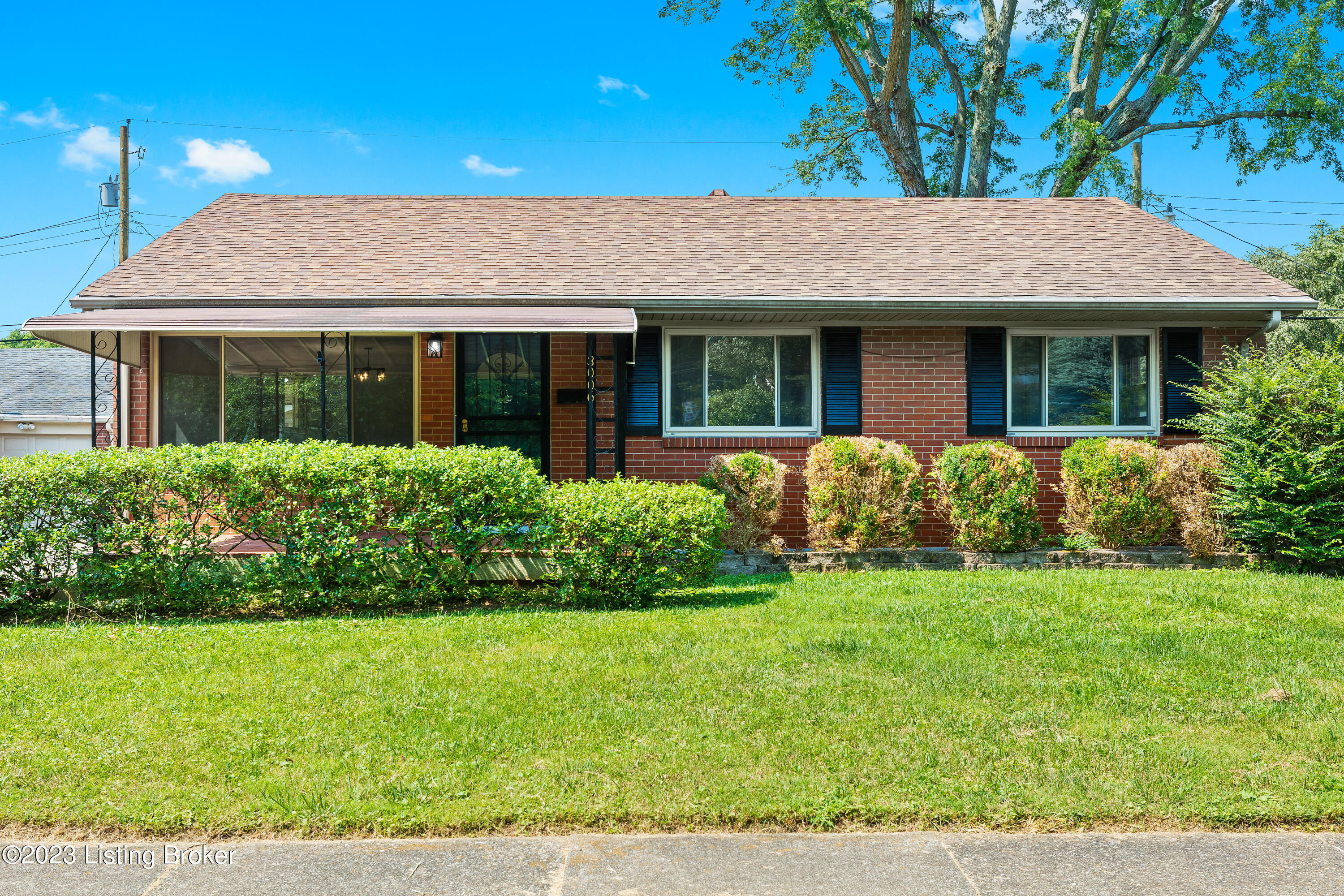 3006 Maywood Pl