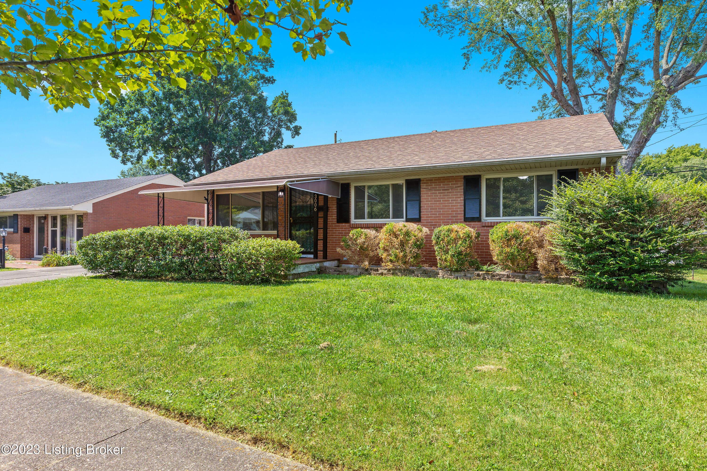 3006 Maywood Pl