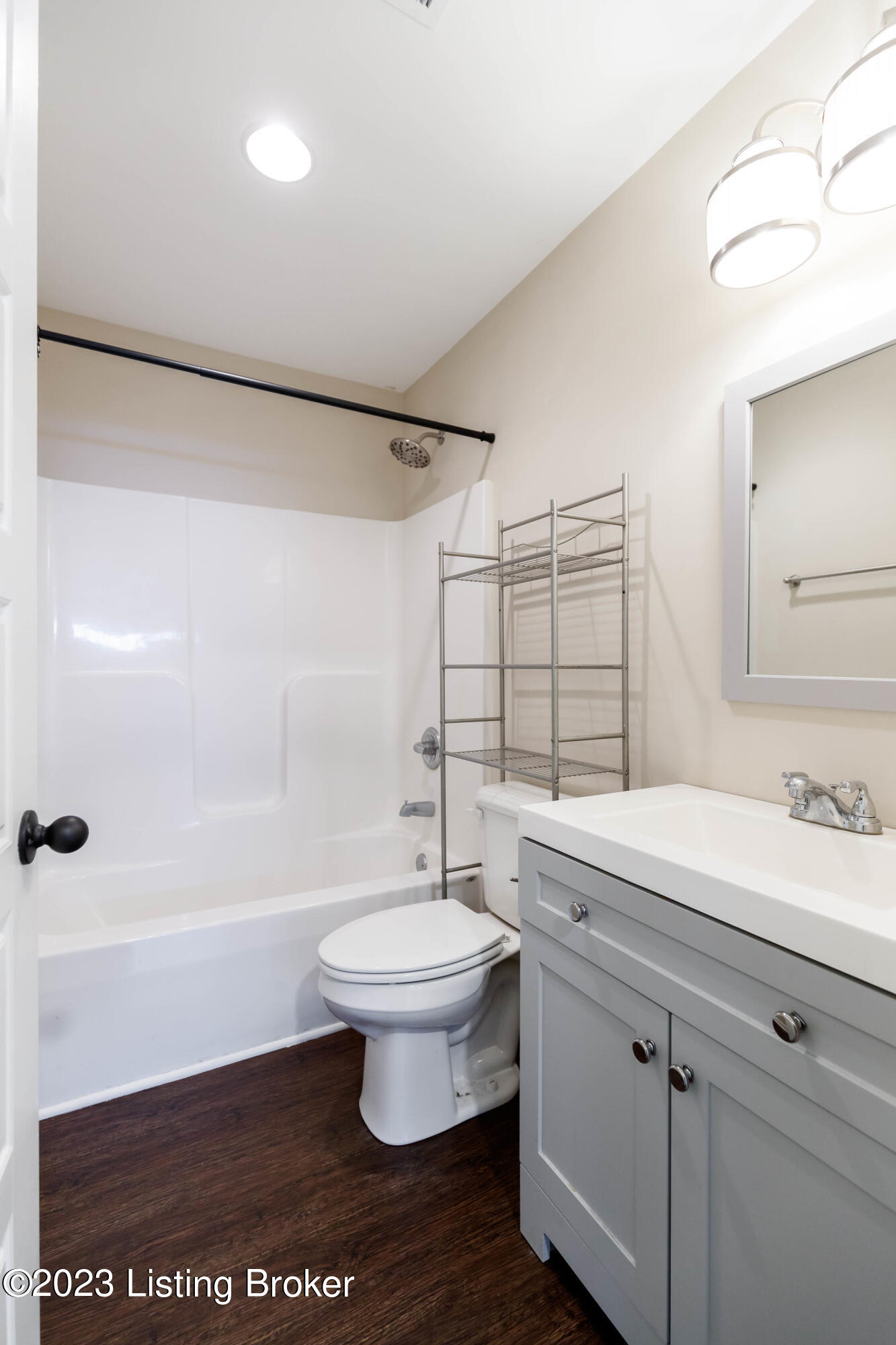 206 Stamper Ave