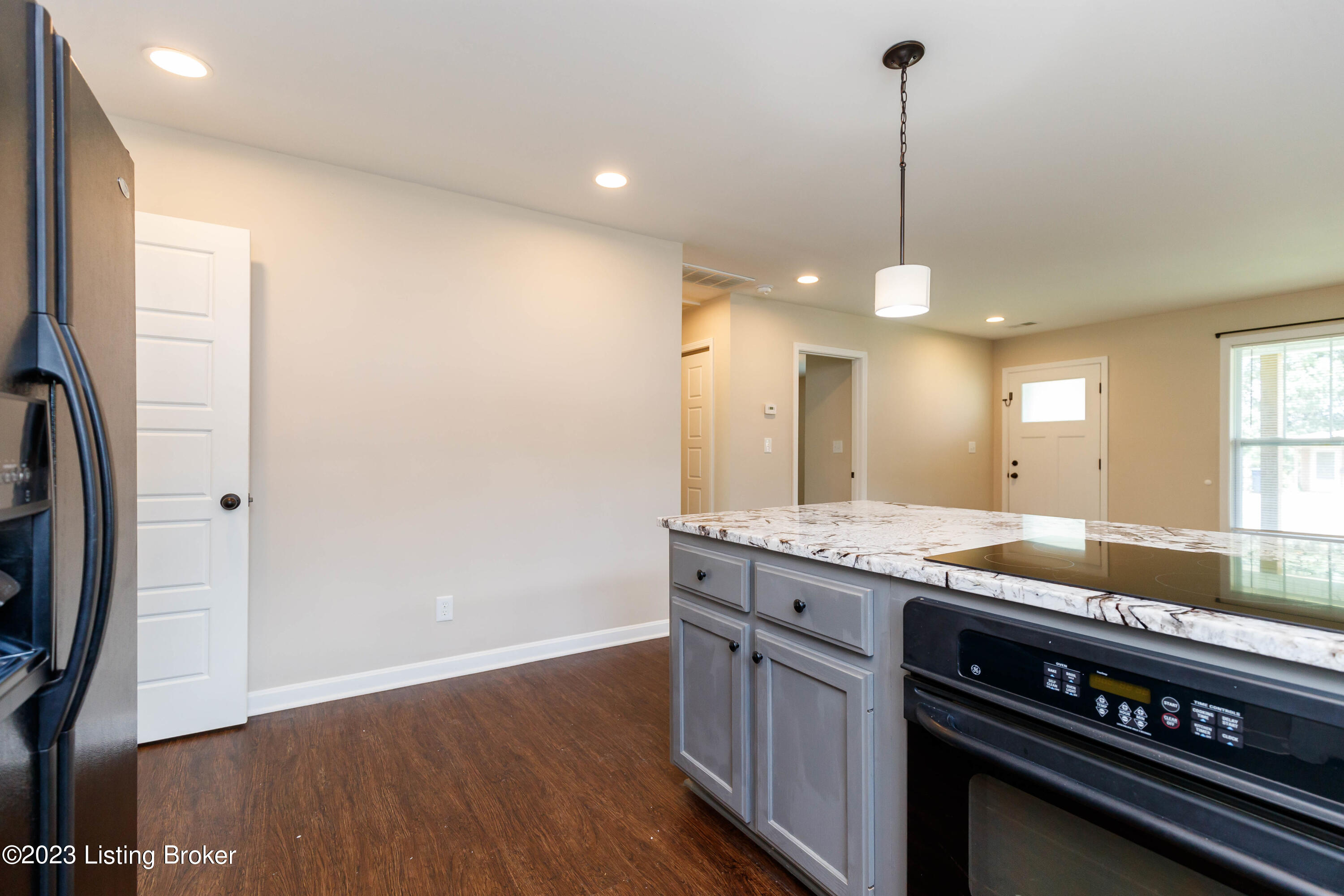 206 Stamper Ave