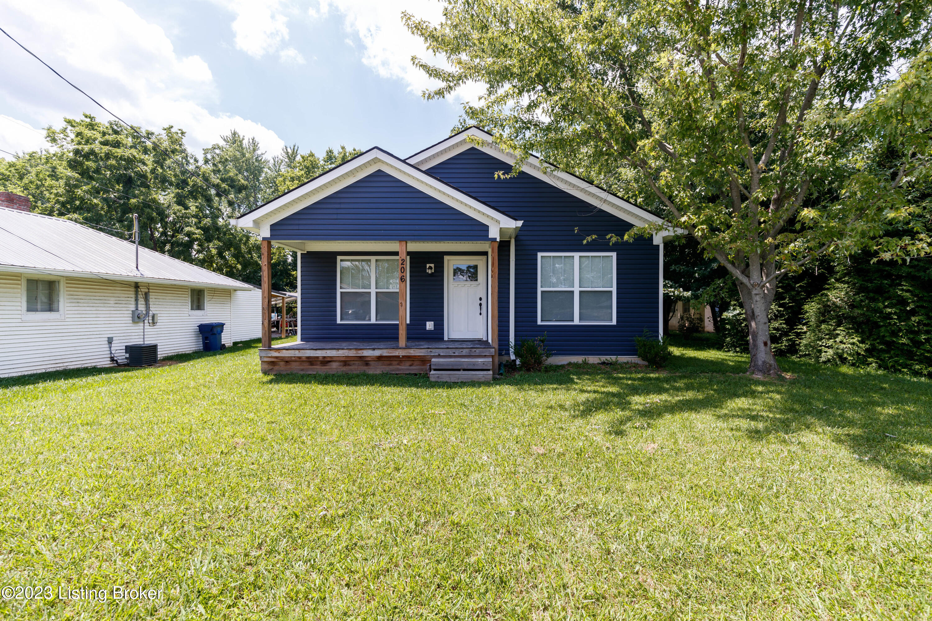 206 Stamper Ave