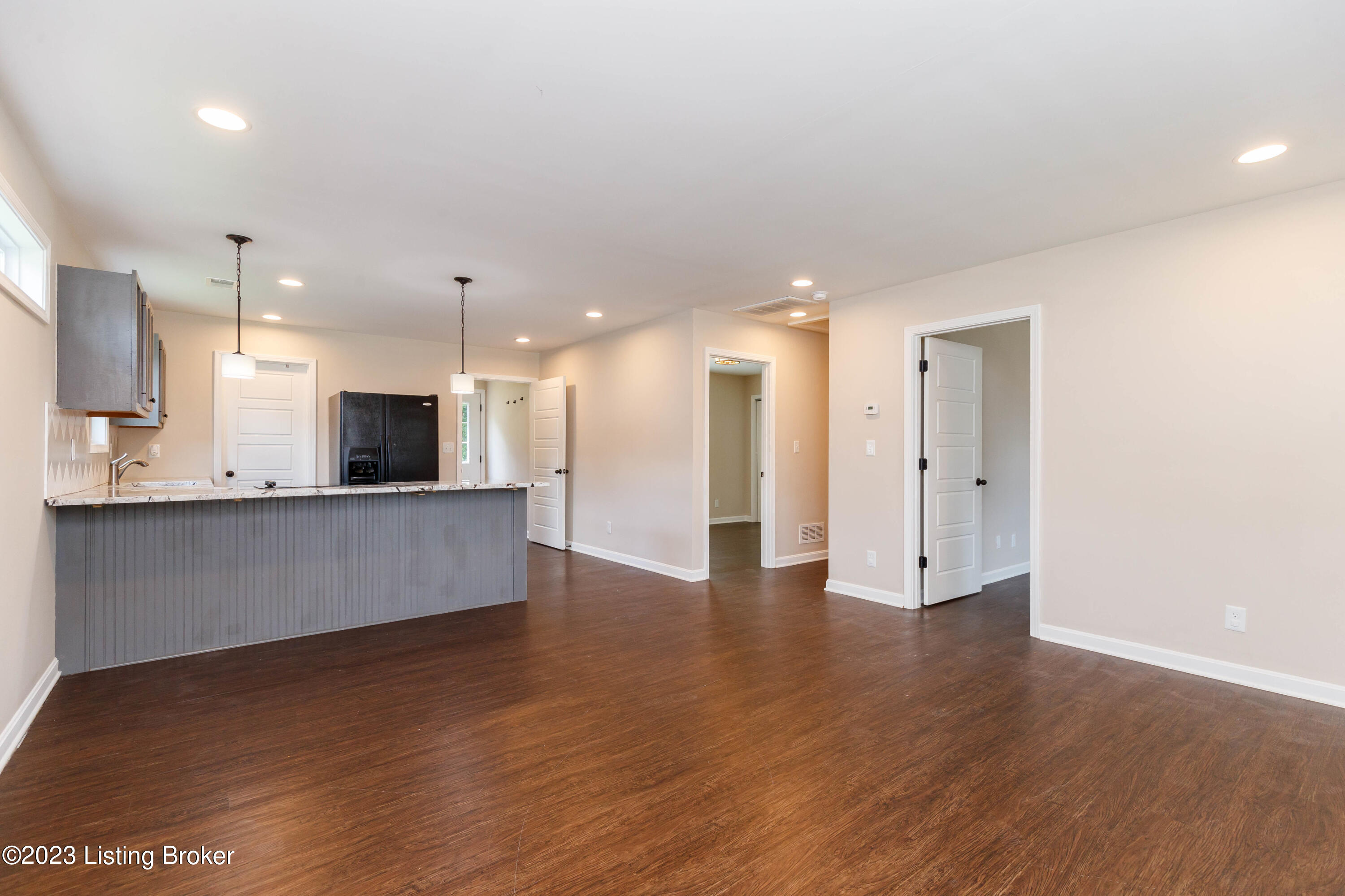 206 Stamper Ave