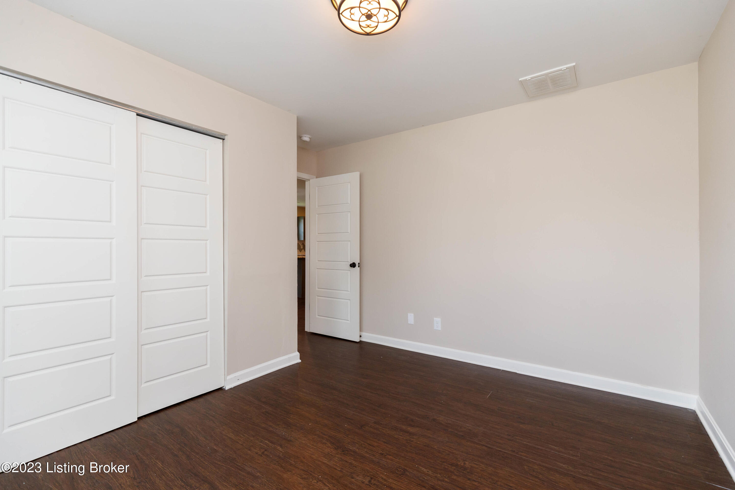 206 Stamper Ave