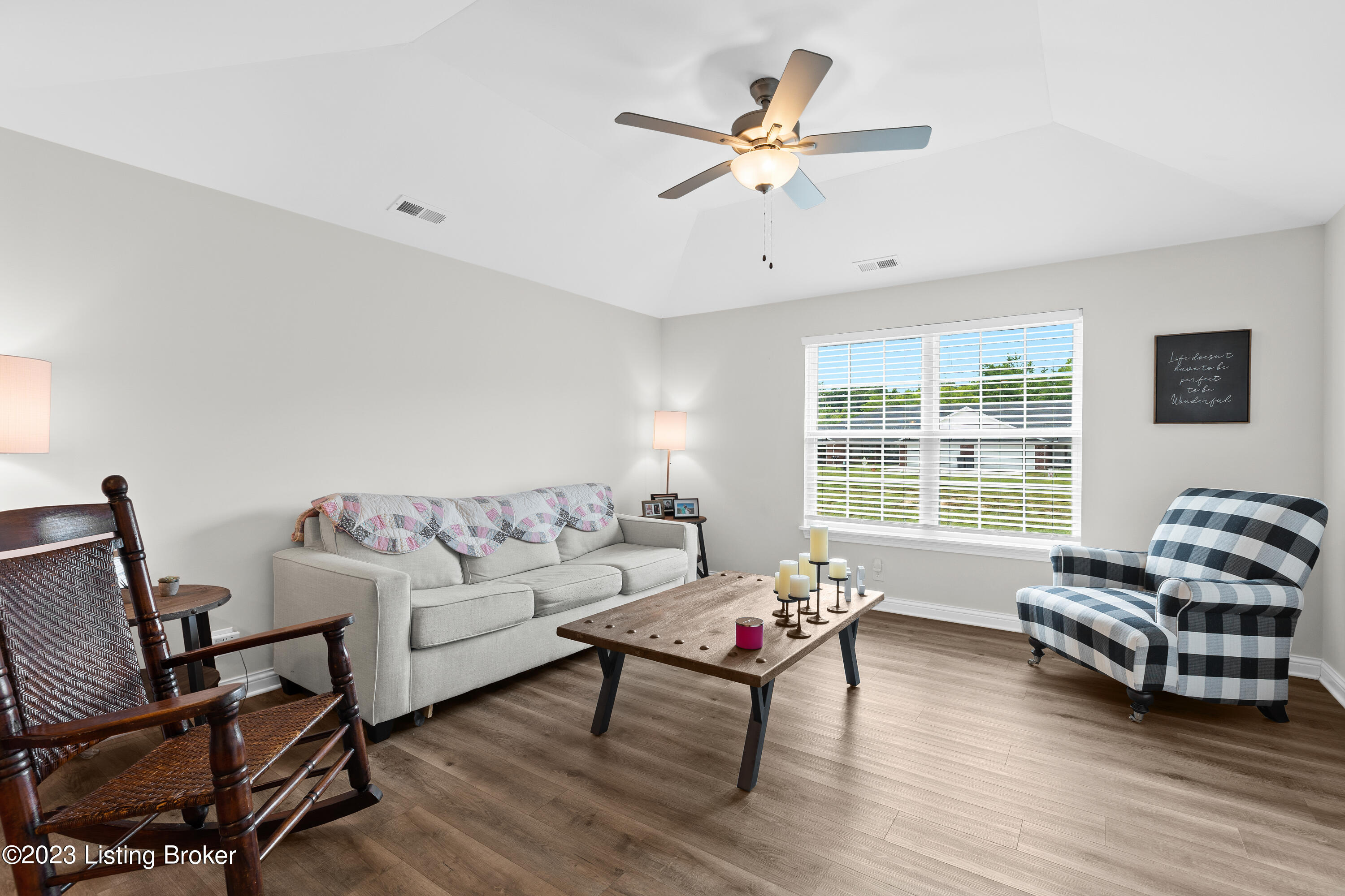11417 River Falls Dr