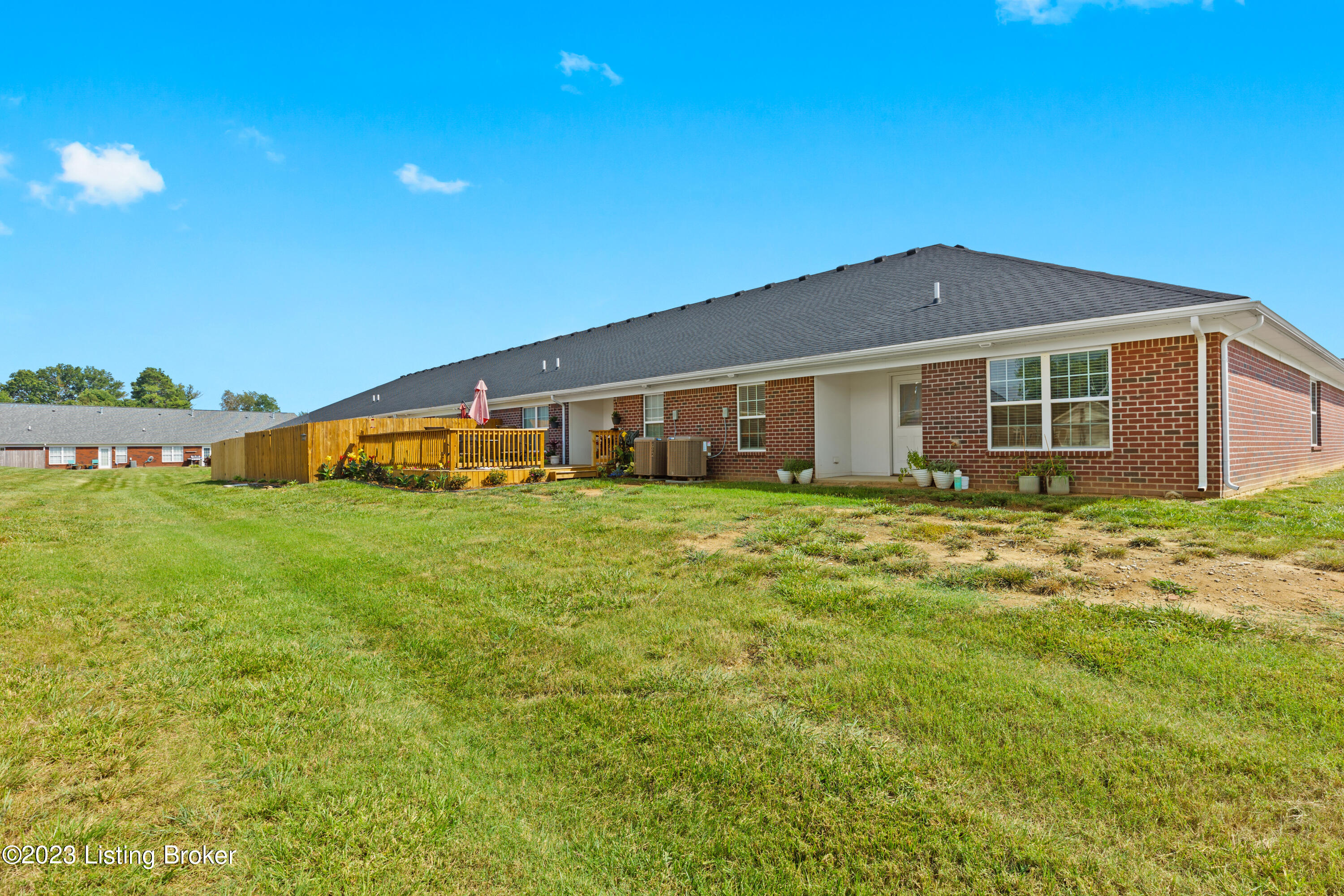 11417 River Falls Dr