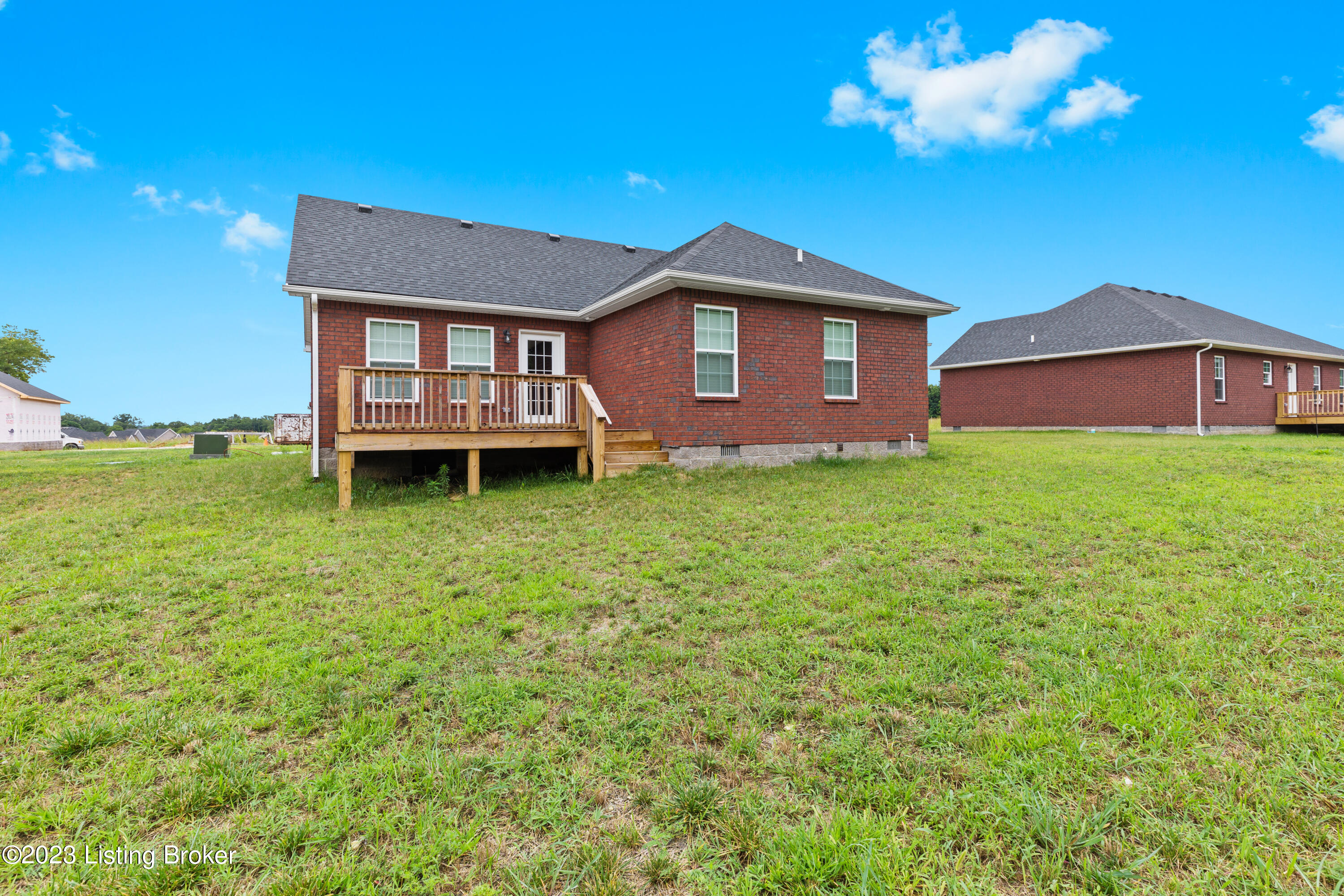 123 Magnolia Dr