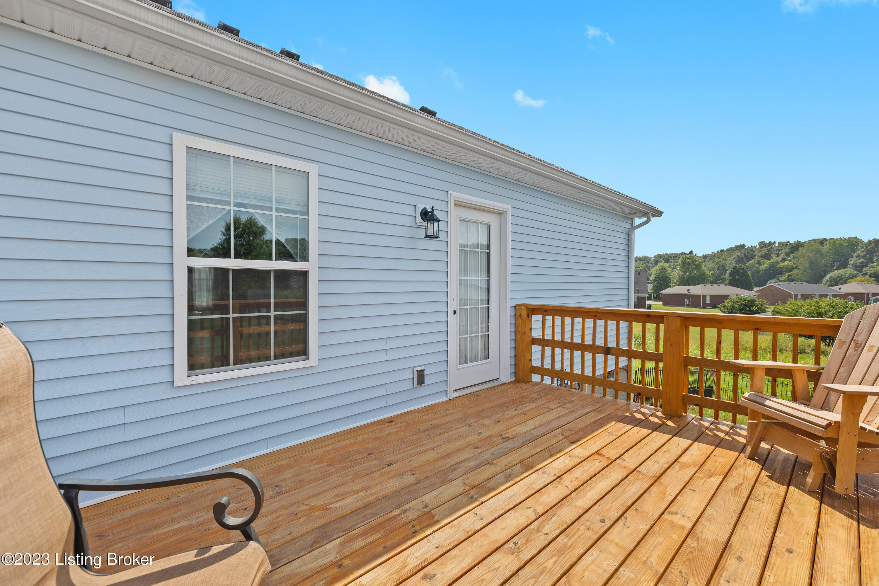 102 Devers Ct