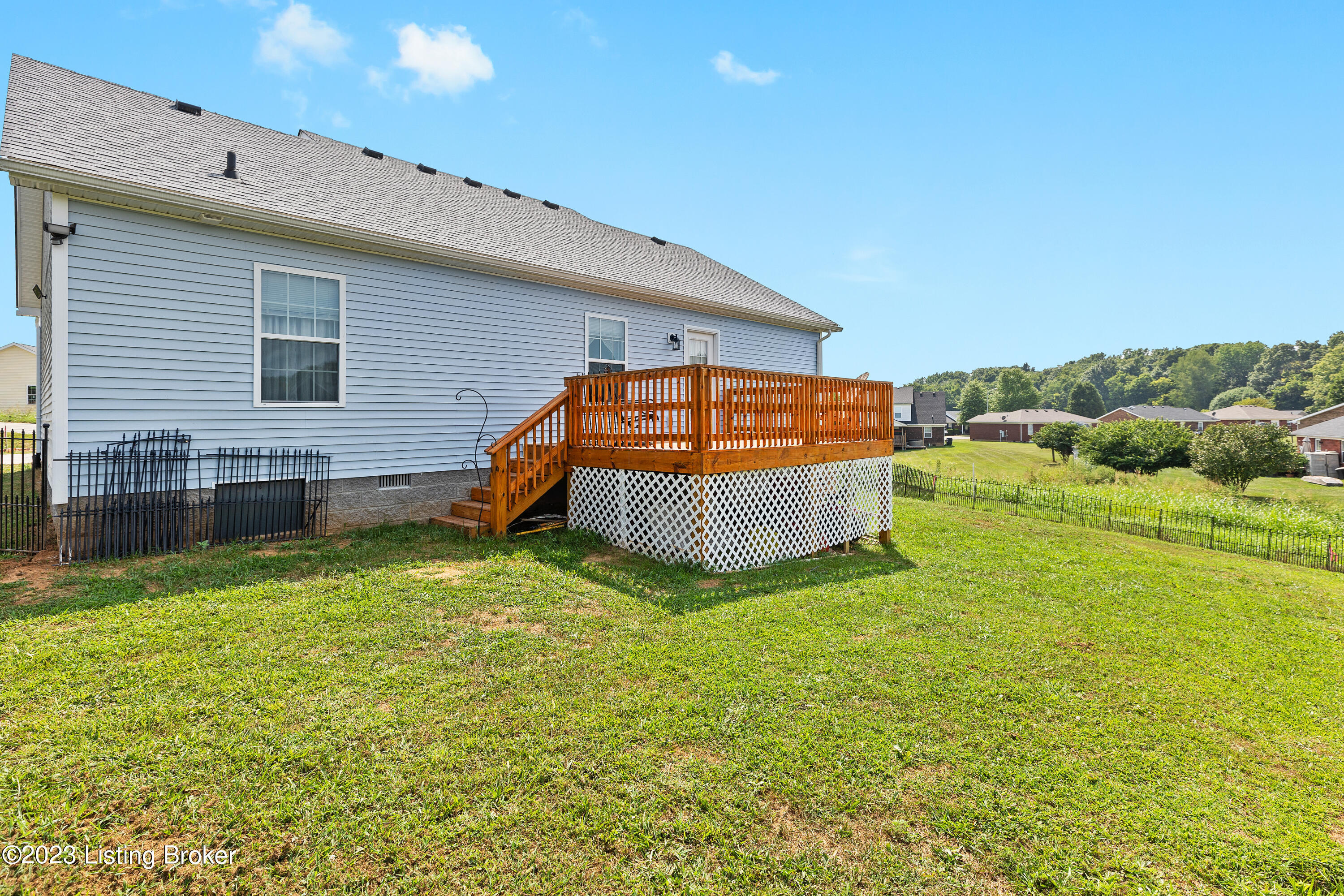 102 Devers Ct