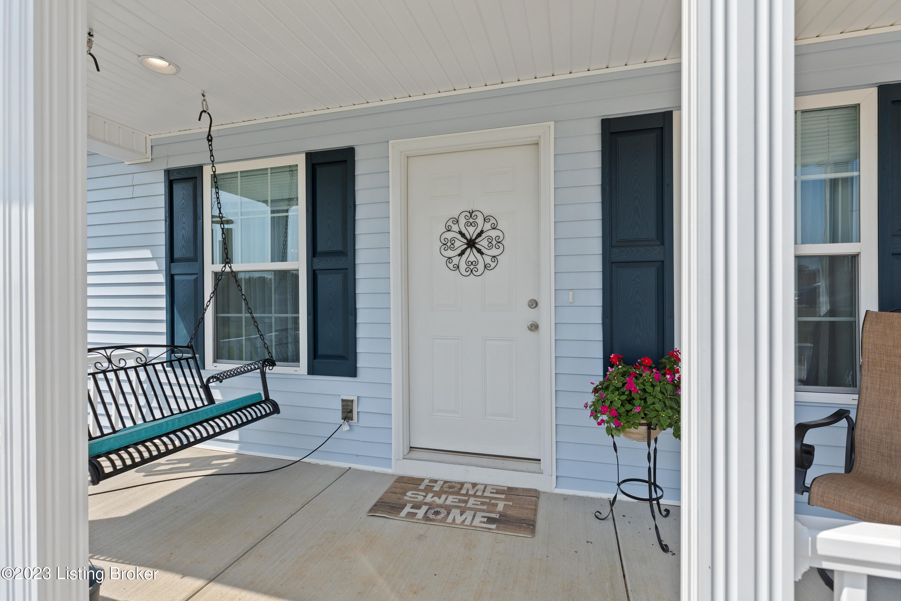 102 Devers Ct