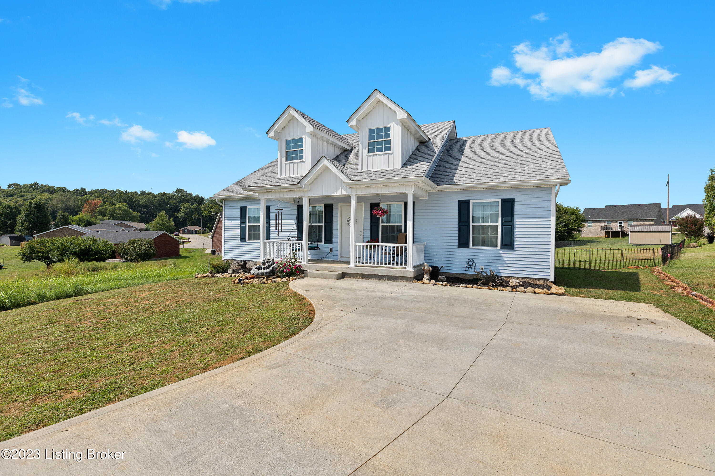 102 Devers Ct