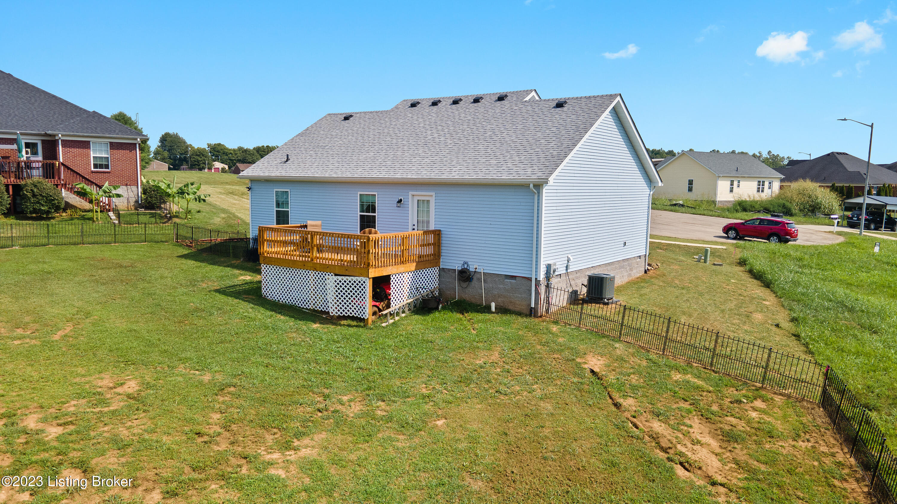 102 Devers Ct