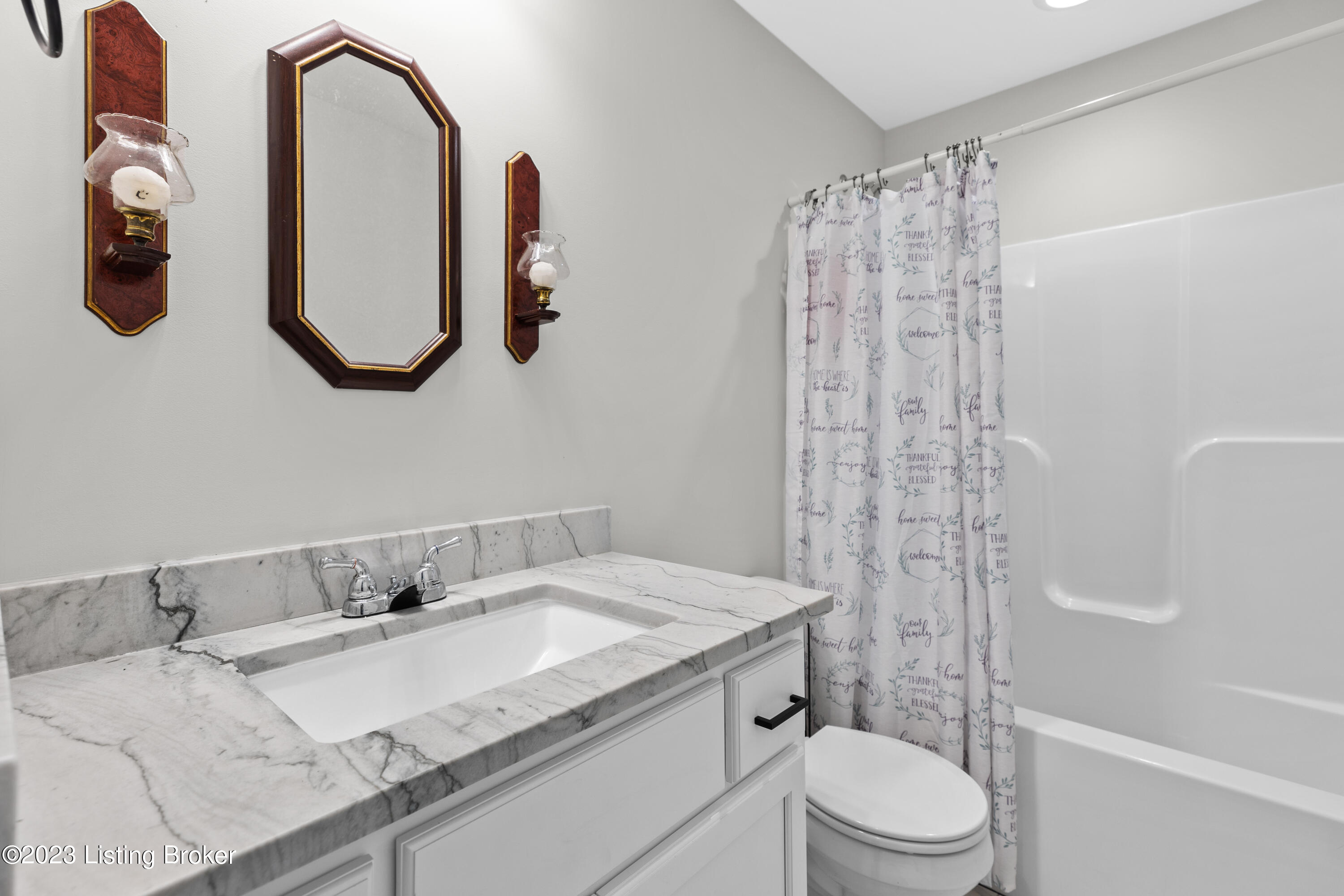 102 Devers Ct