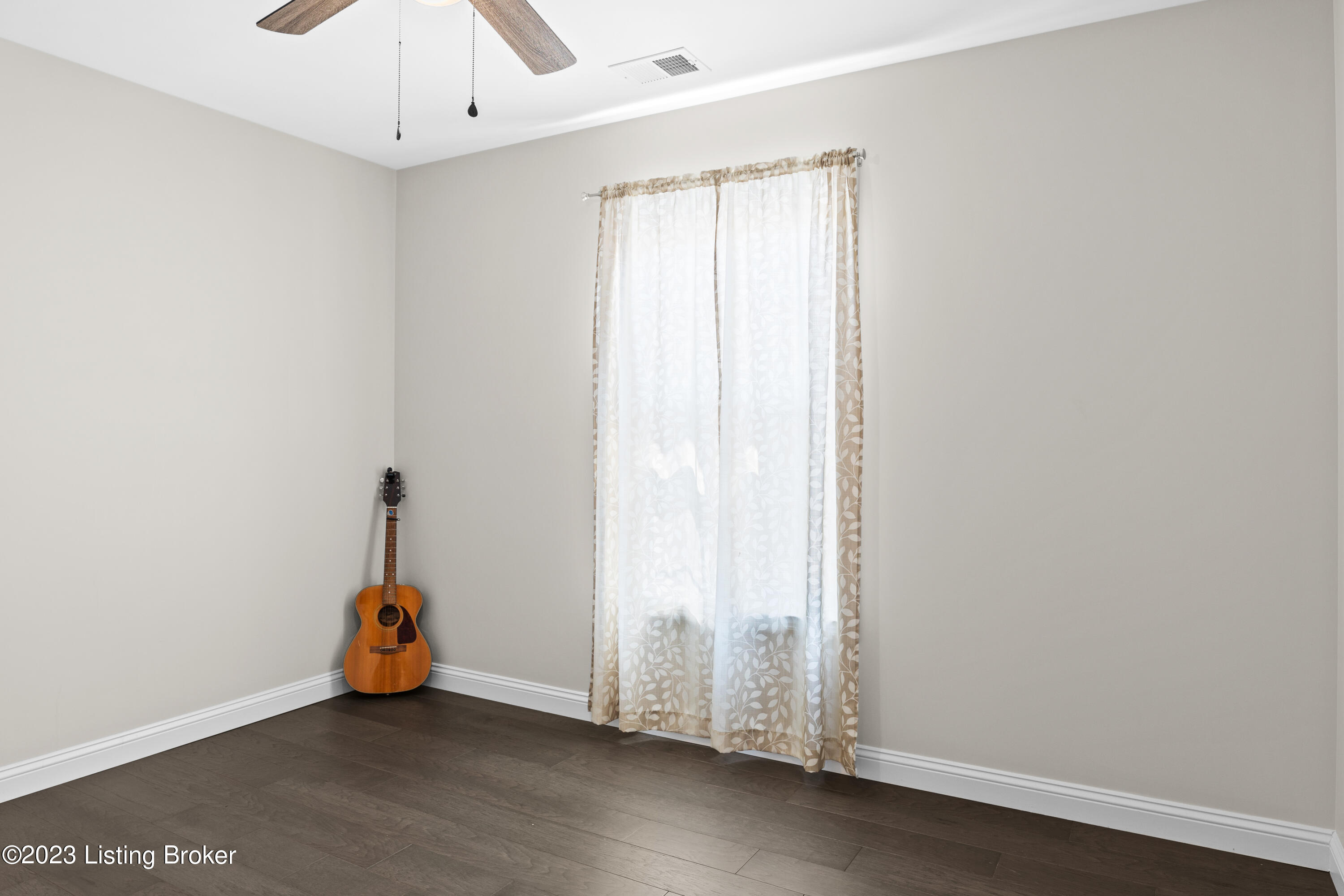 102 Devers Ct