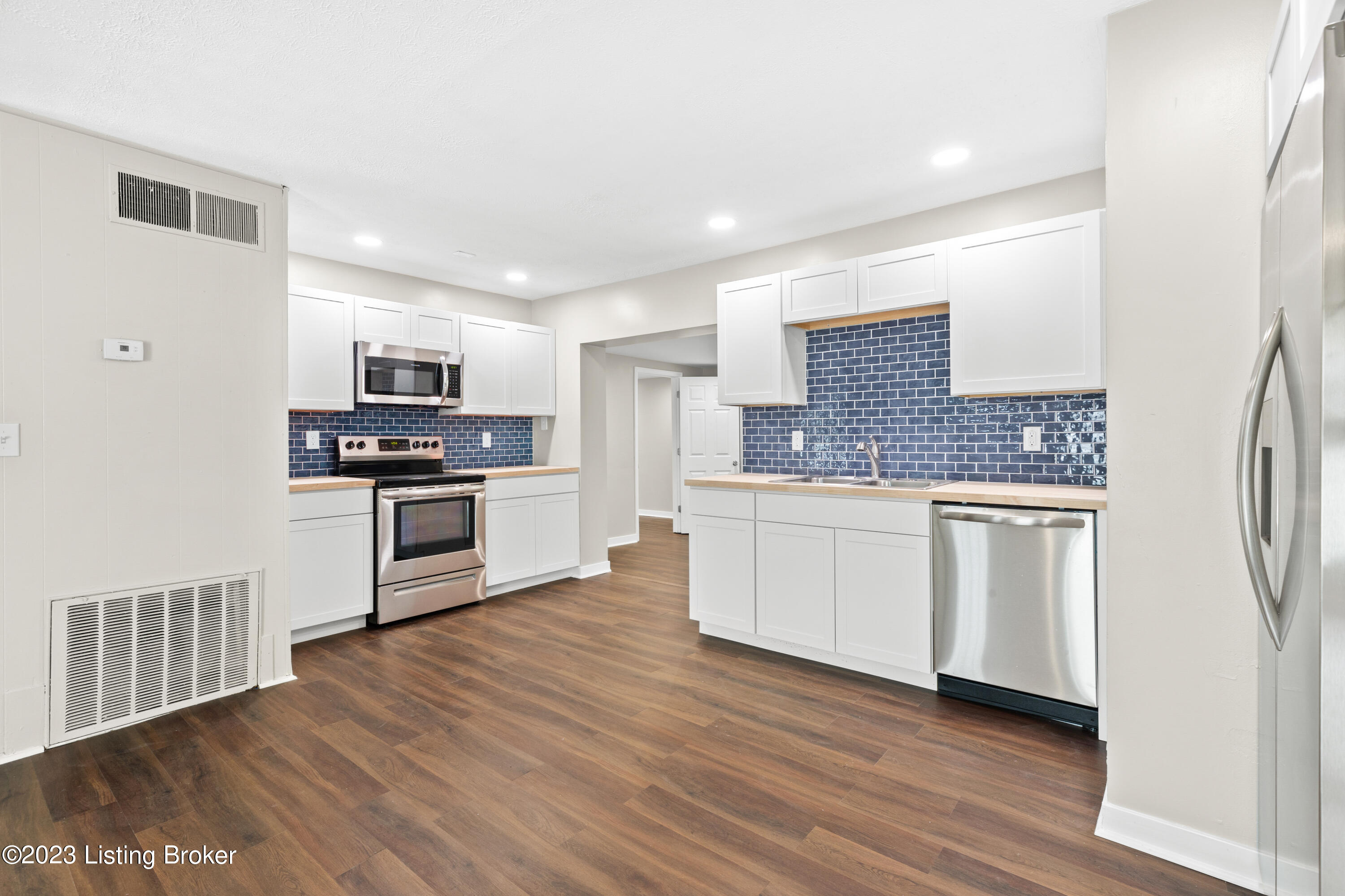 5508 Ailanthus Trail