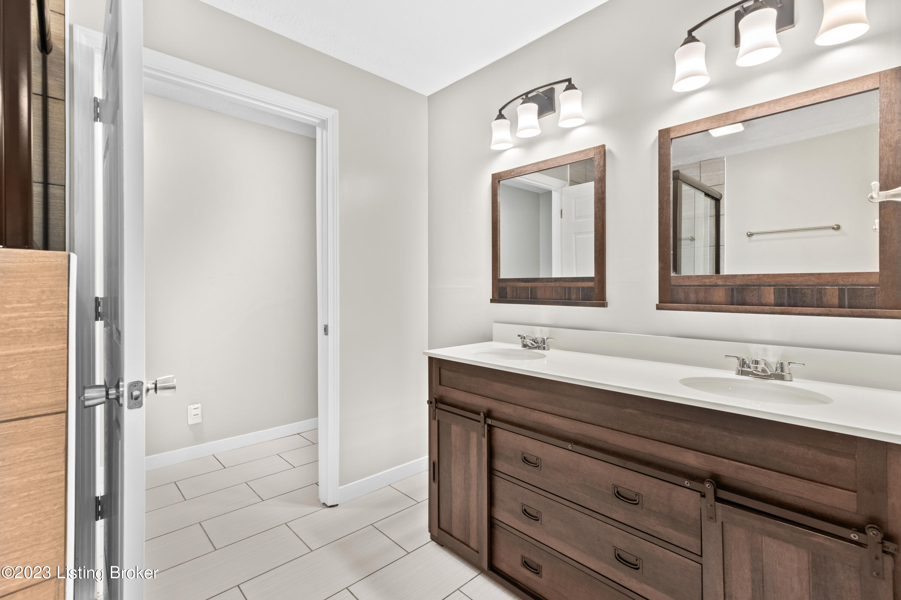 5508 Ailanthus Trail
