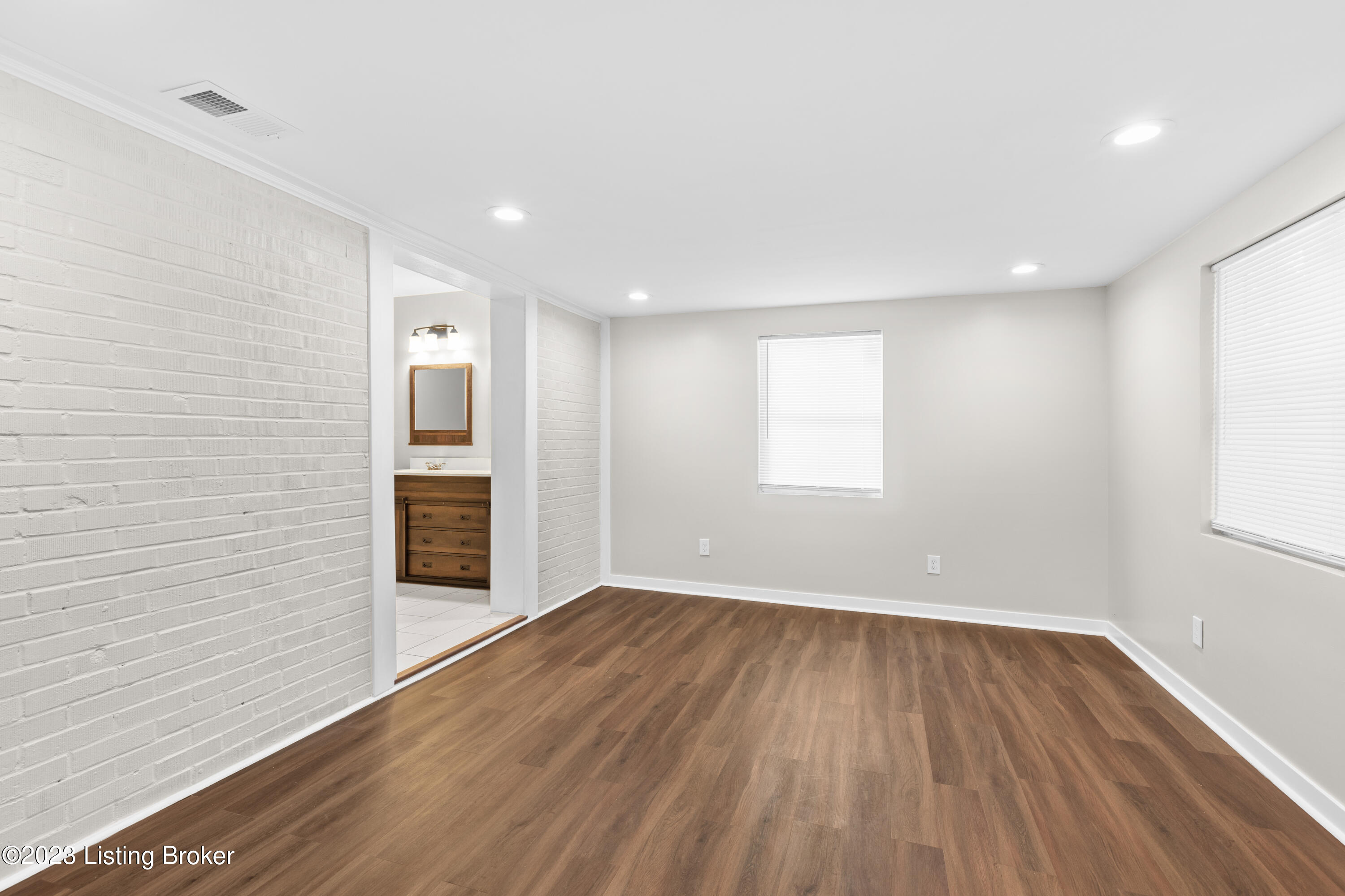 5508 Ailanthus Trail