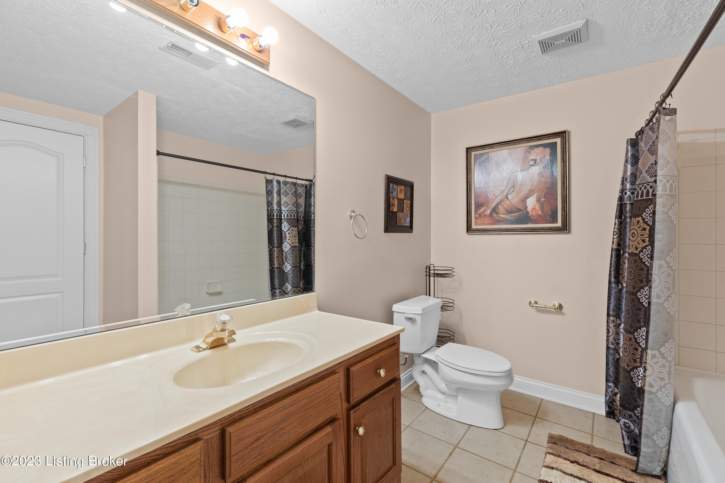 530 Cedar Place Dr