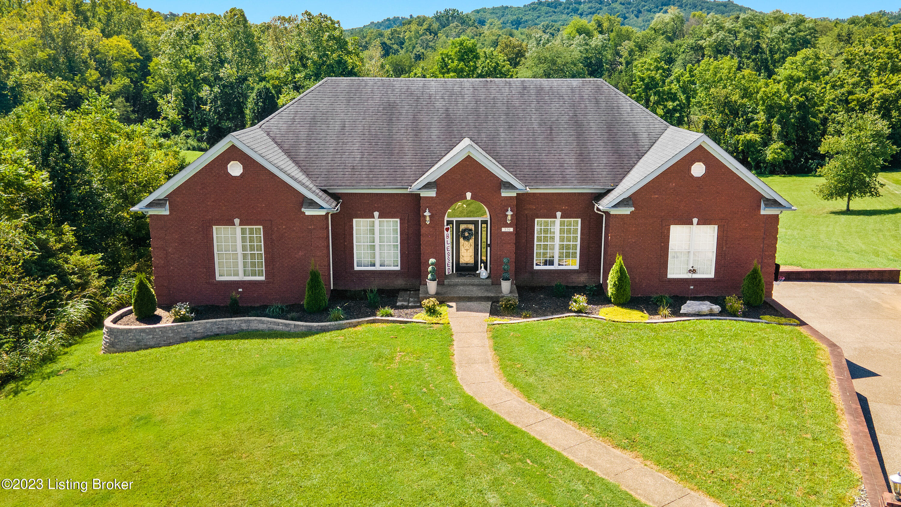 530 Cedar Place Dr