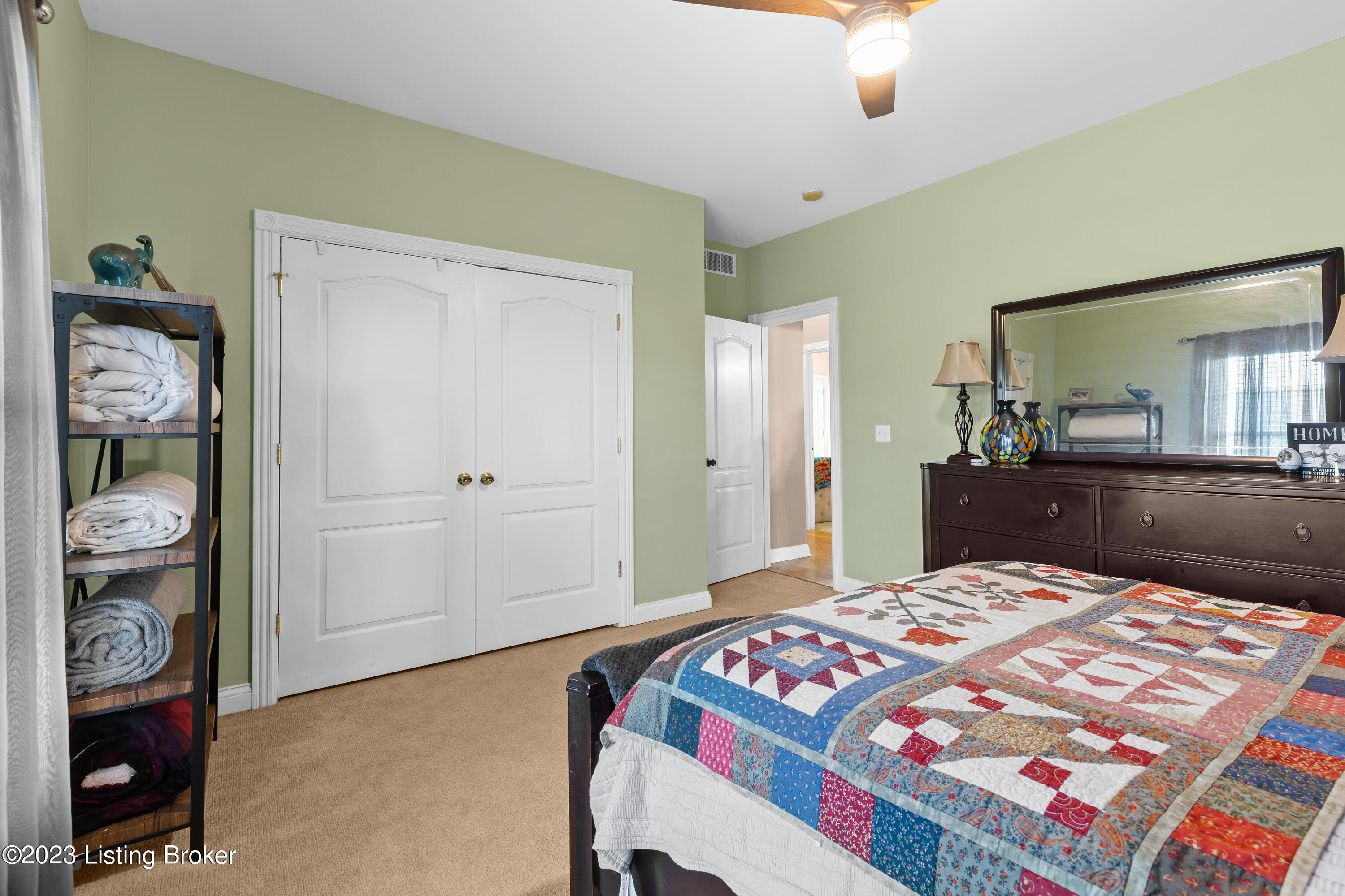 530 Cedar Place Dr