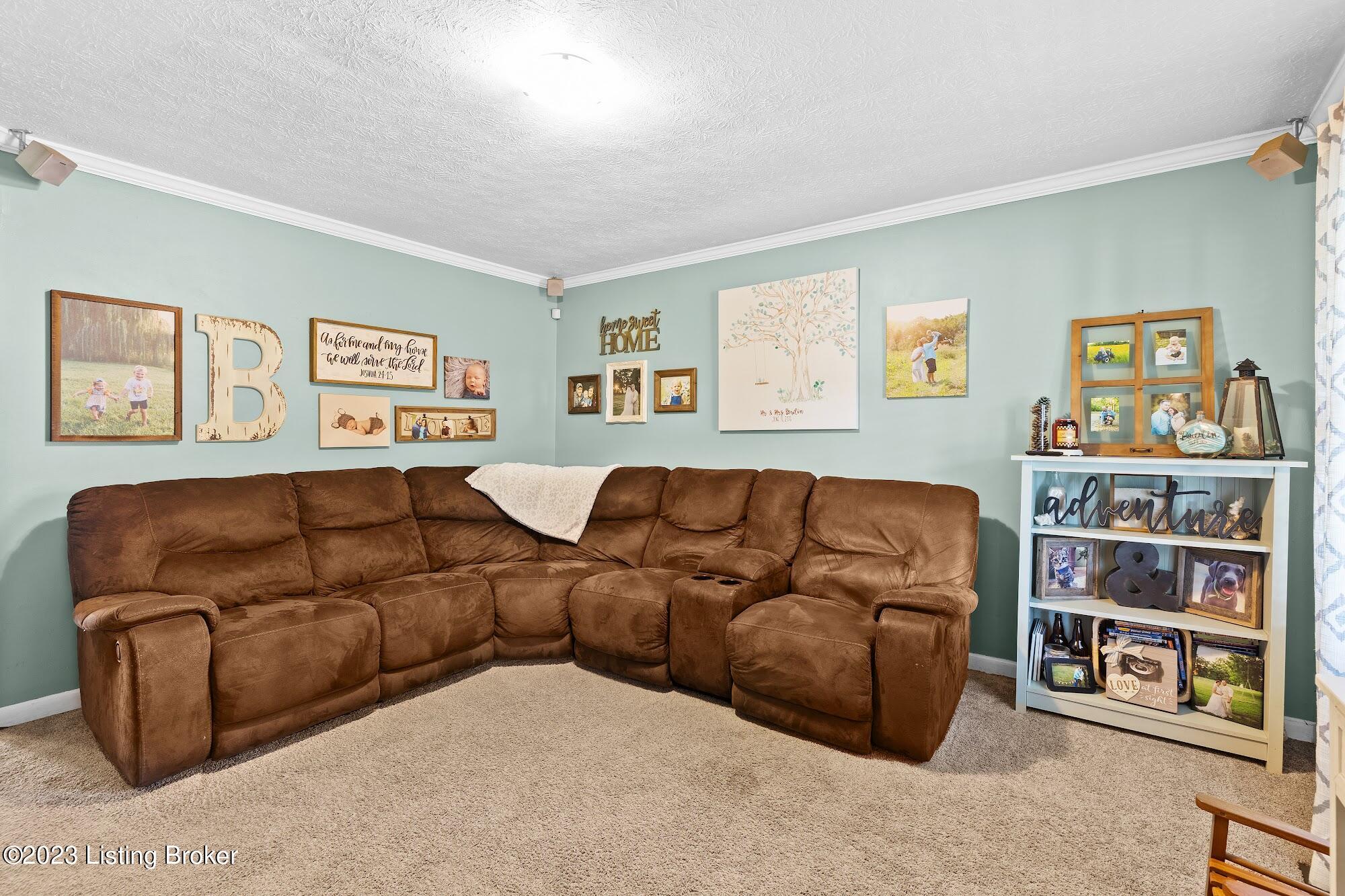 6016 Santa Fe Trail