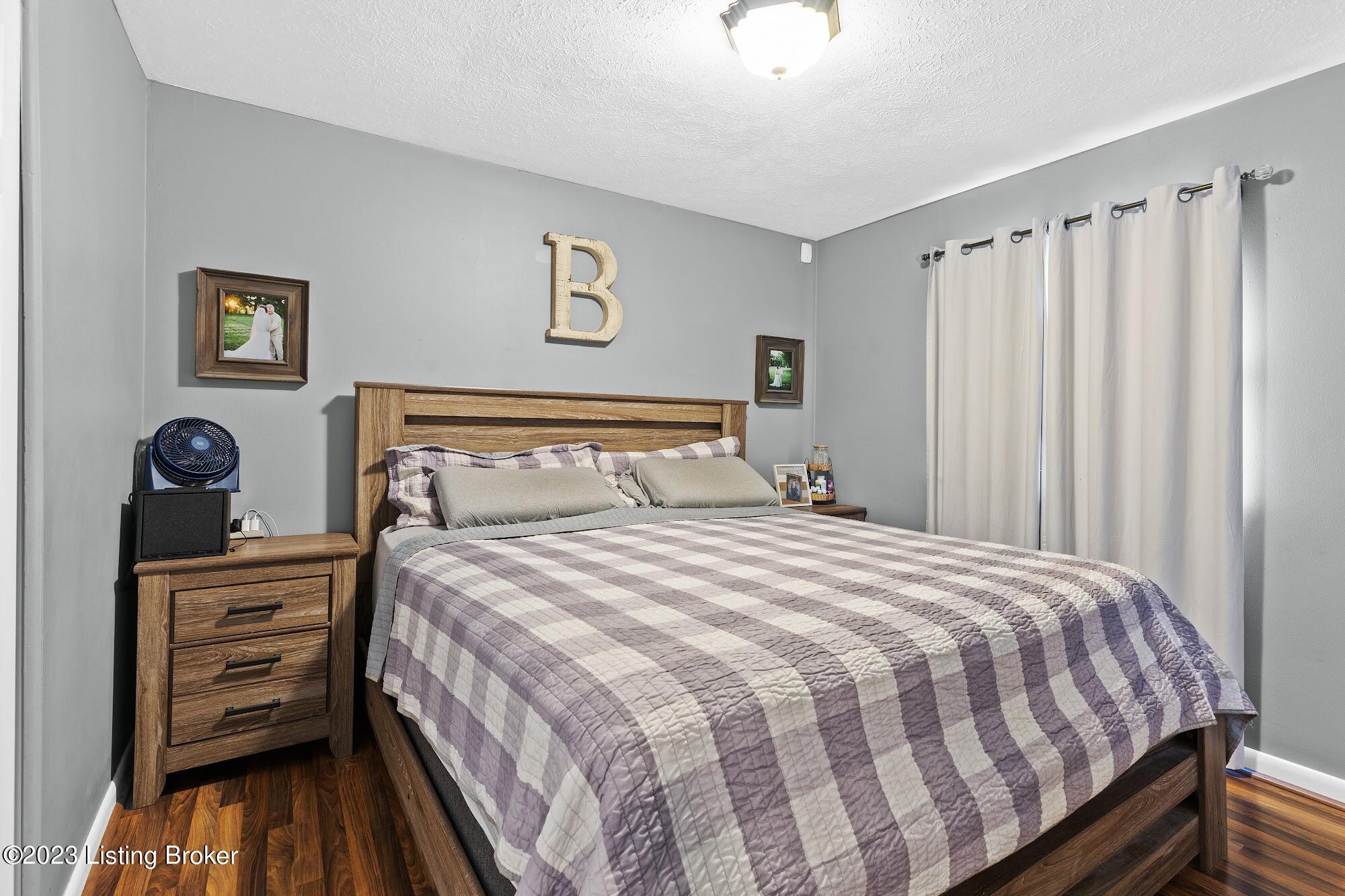 6016 Santa Fe Trail