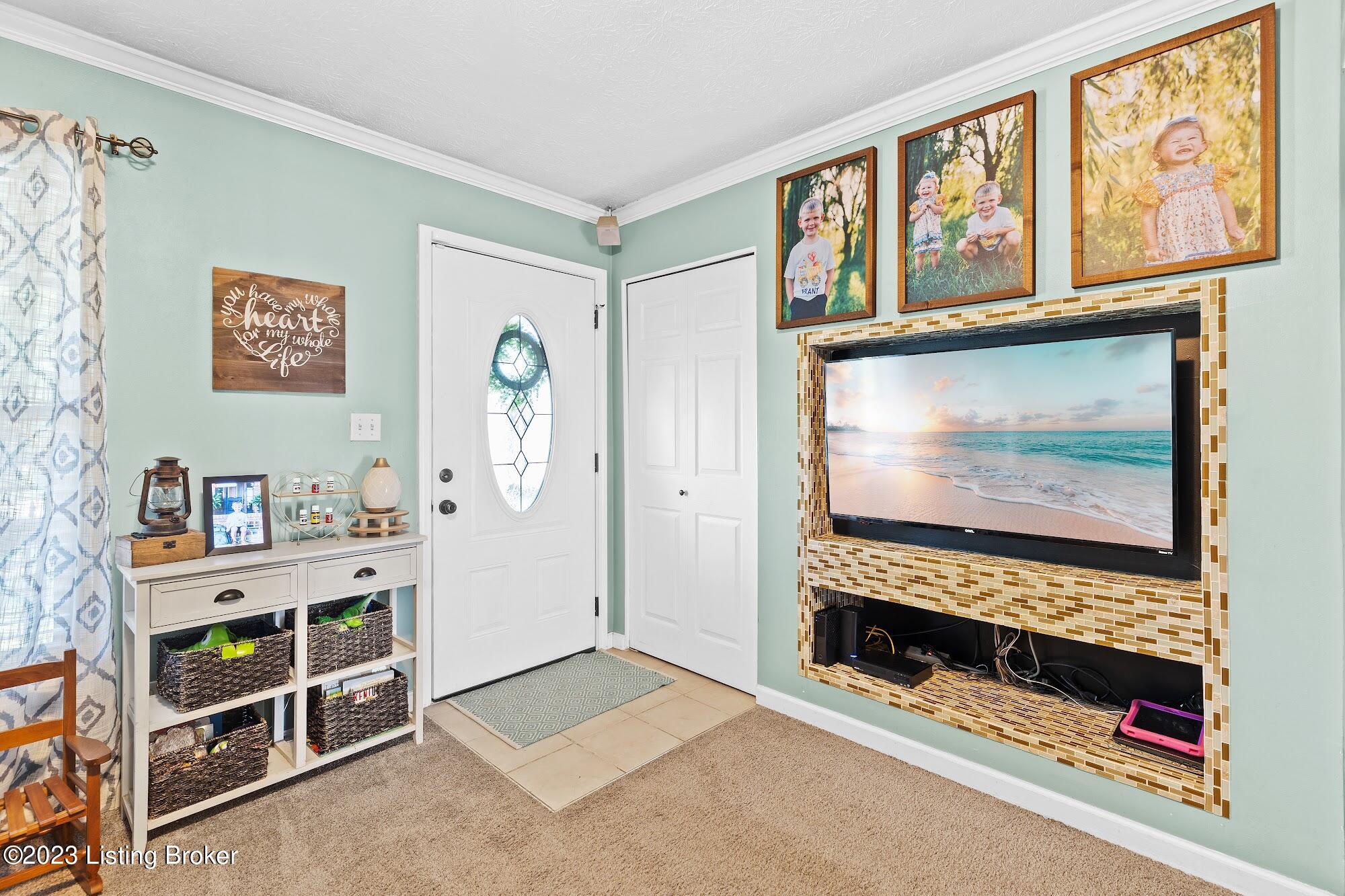 6016 Santa Fe Trail