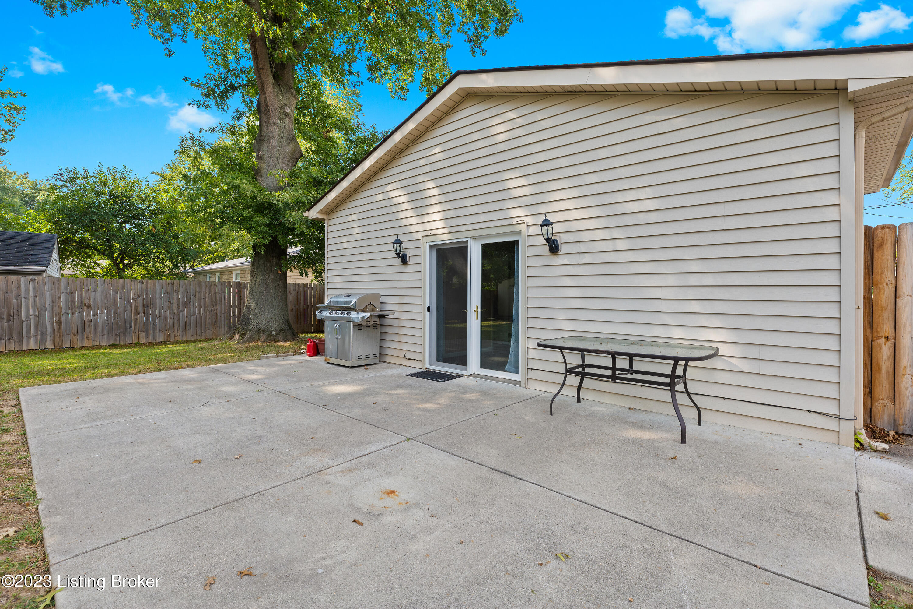 4716 Fister Ct