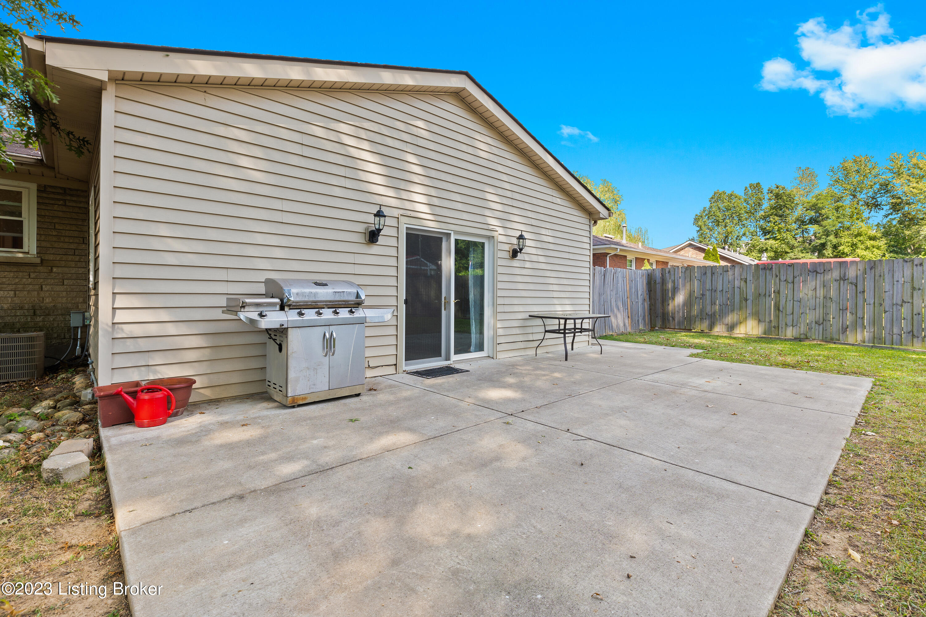 4716 Fister Ct