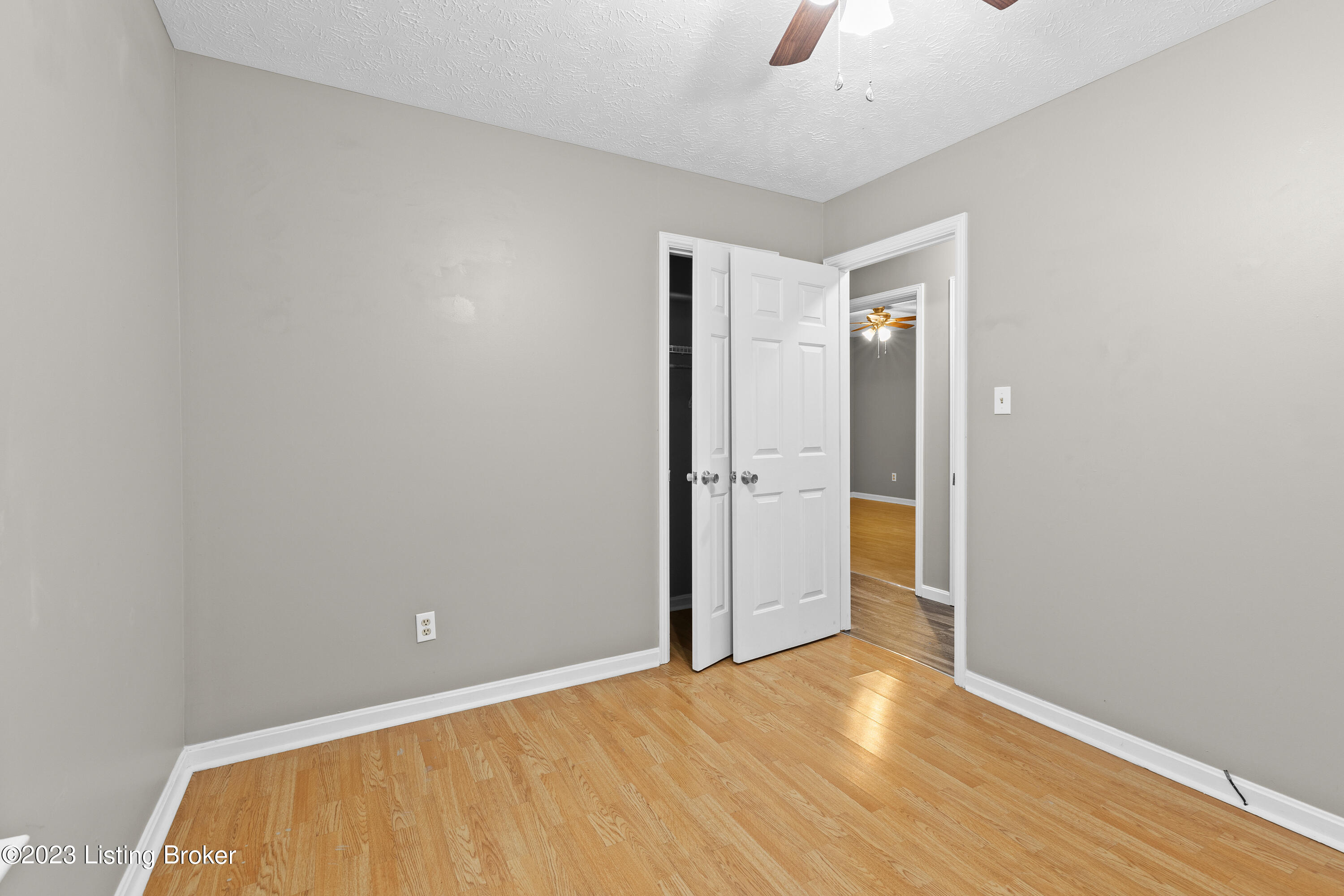 100 Rainbow Ct