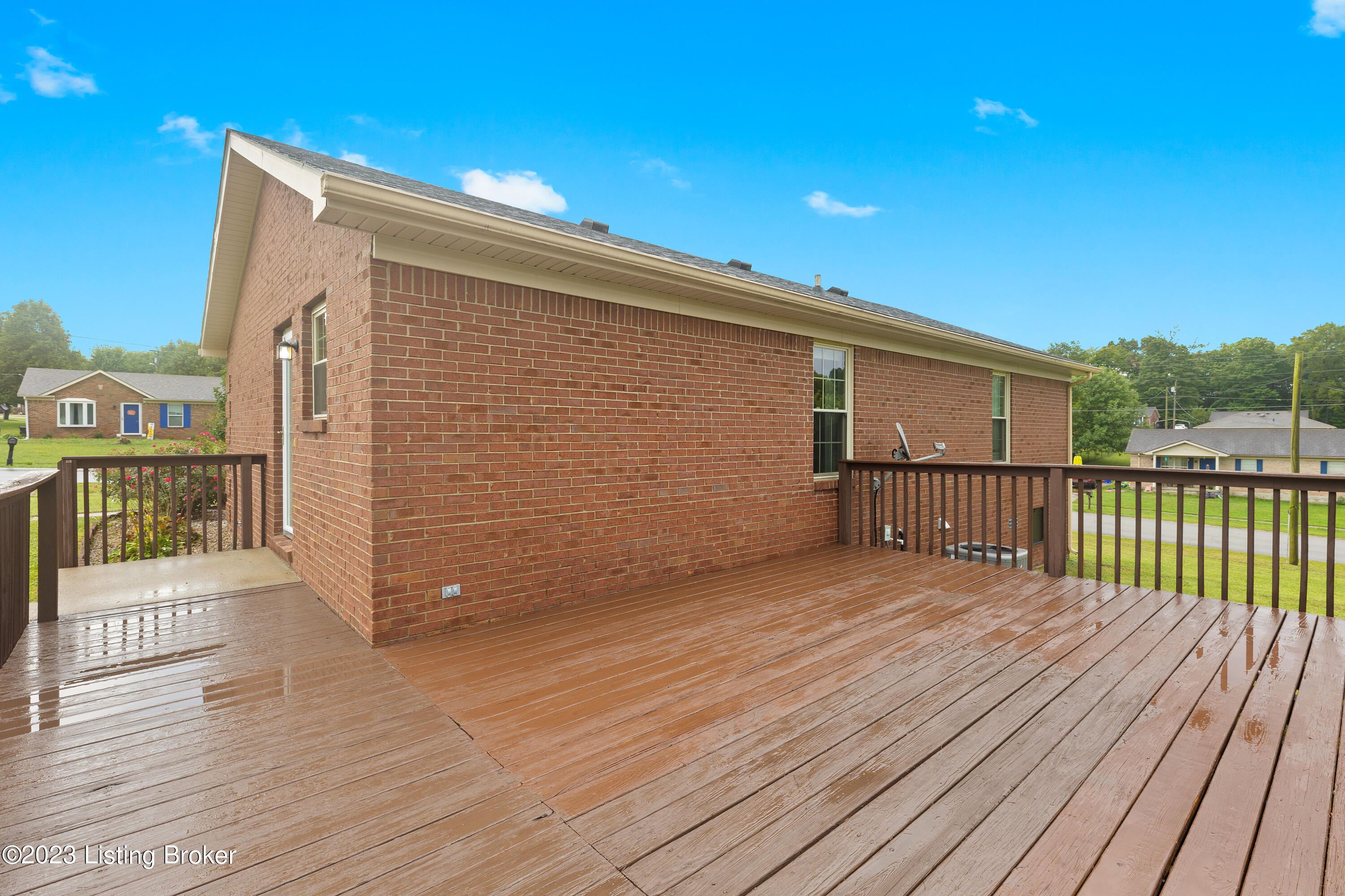 100 Rainbow Ct