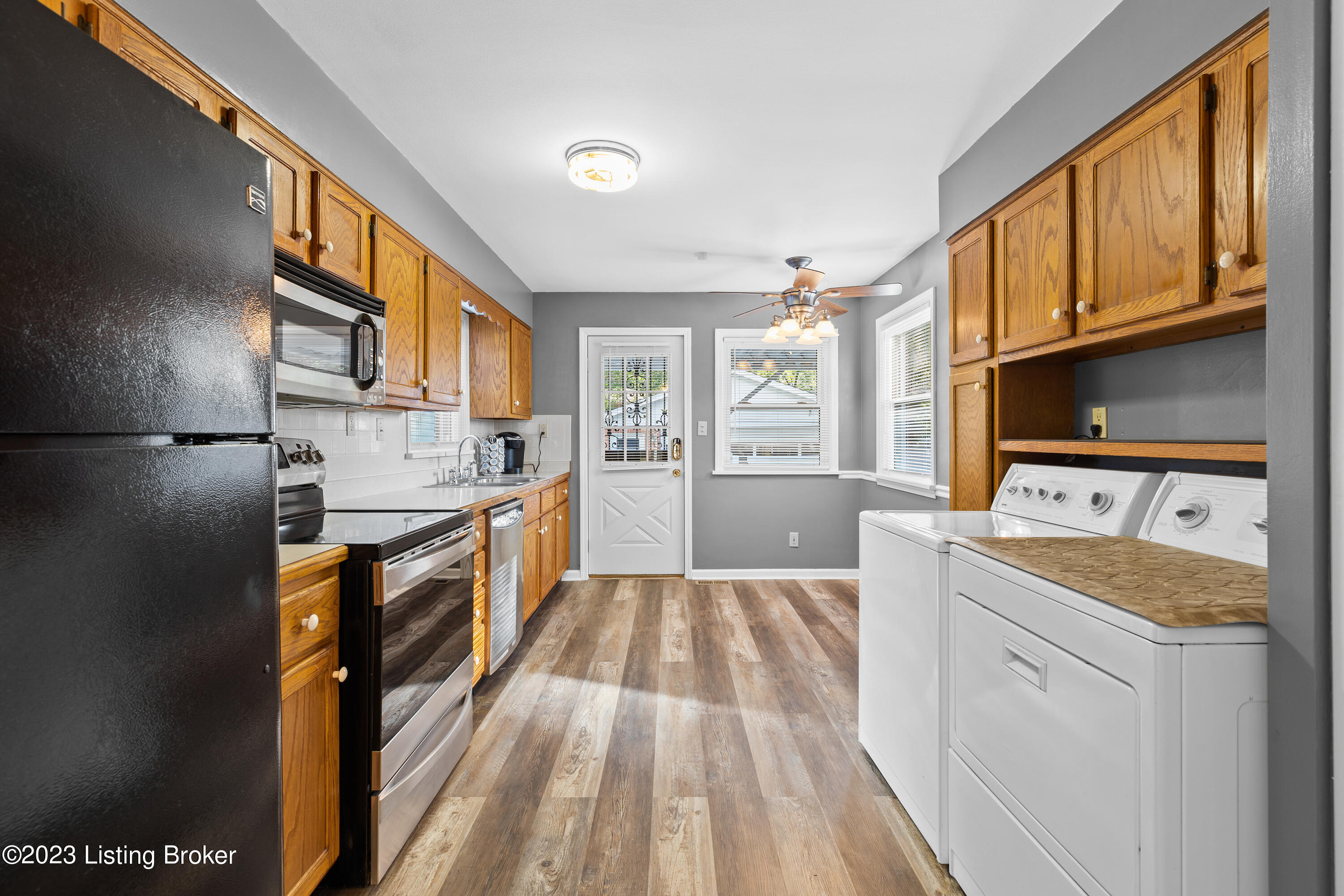 1606 Stafford Ave