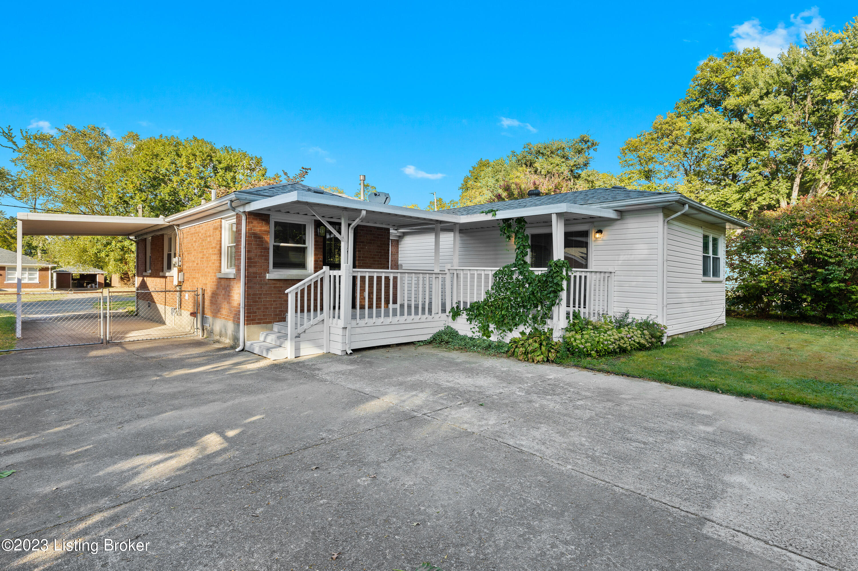 1606 Stafford Ave
