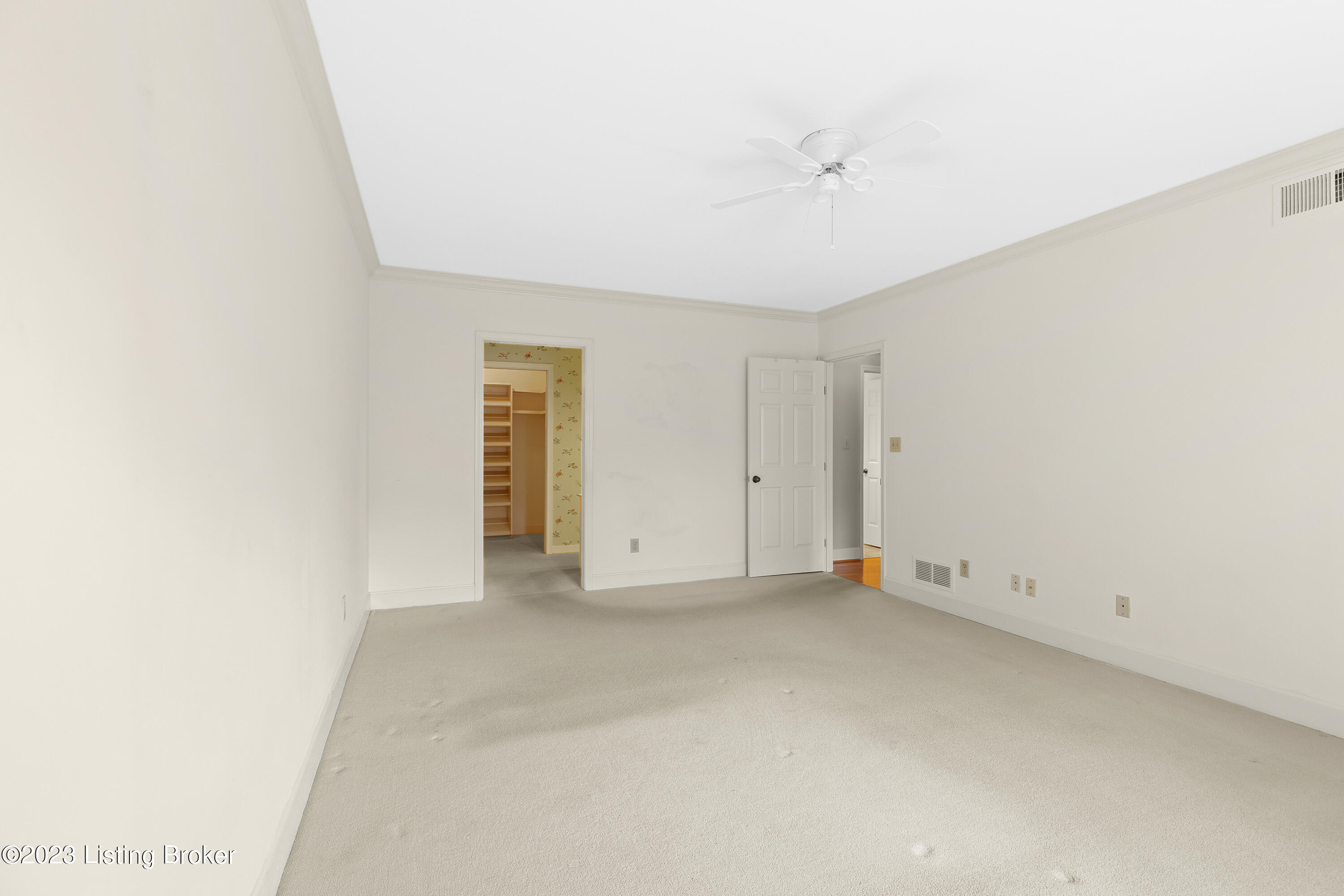 5601 Coach Gate Wynde, 6