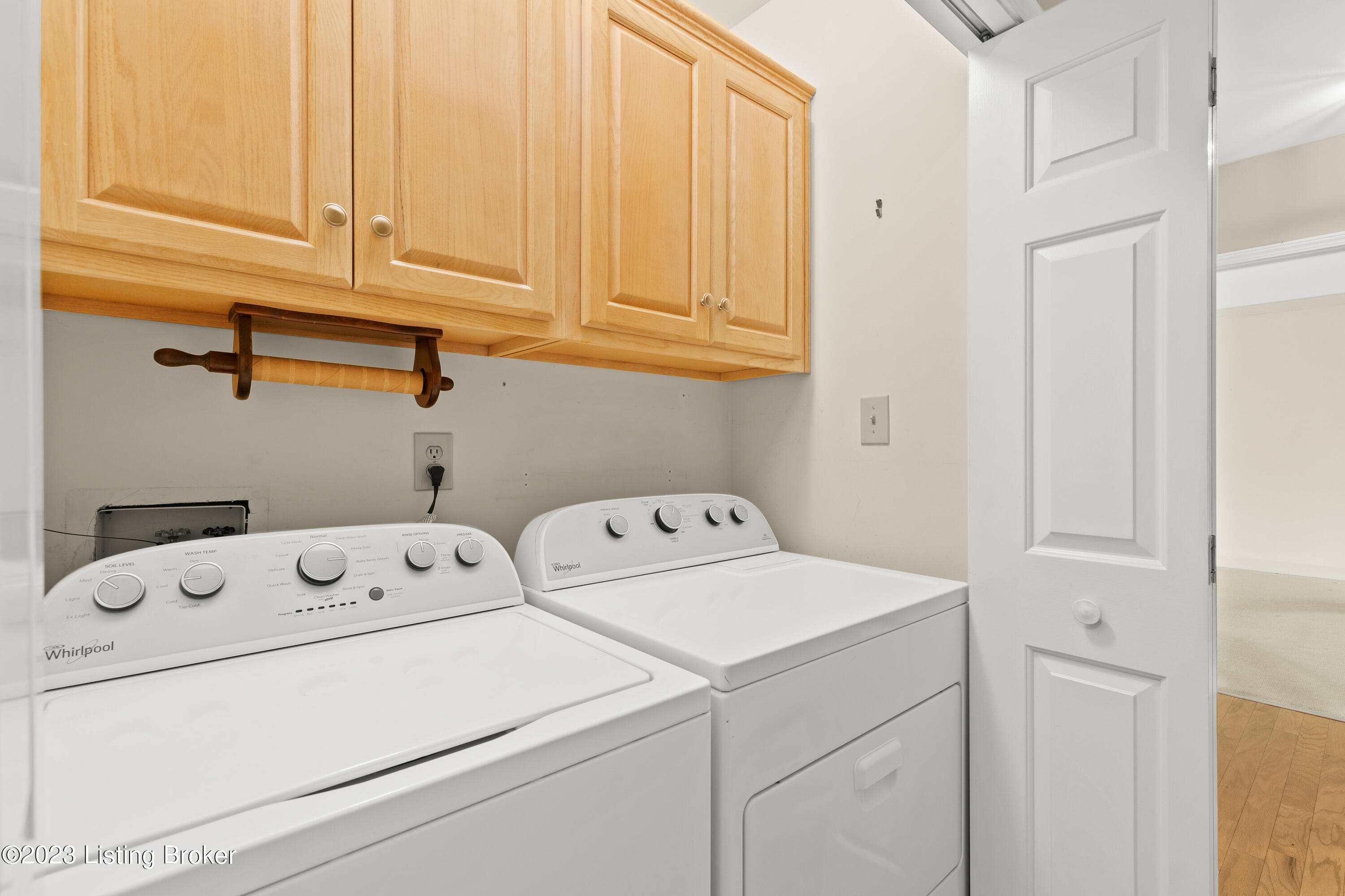 5601 Coach Gate Wynde, 6