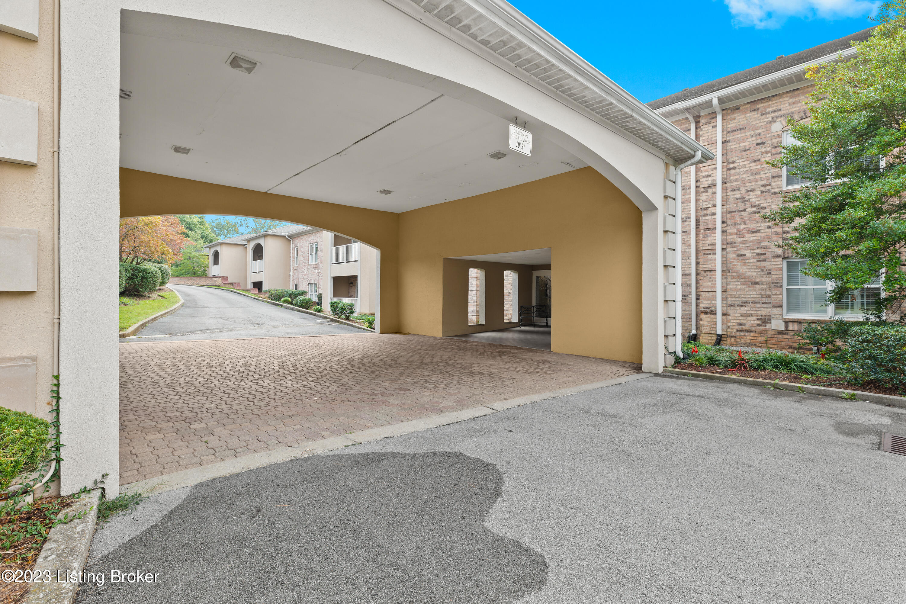 5601 Coach Gate Wynde, 6