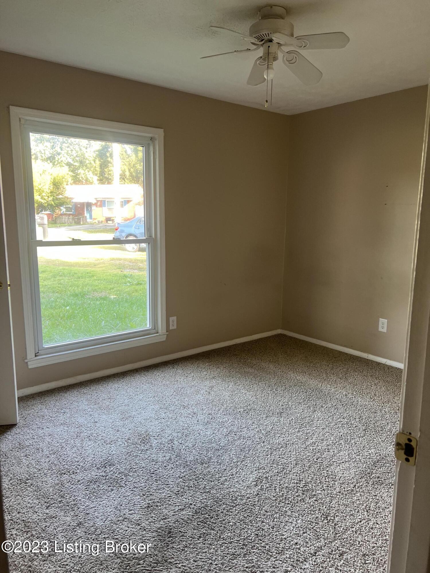 221 Broadland Ct
