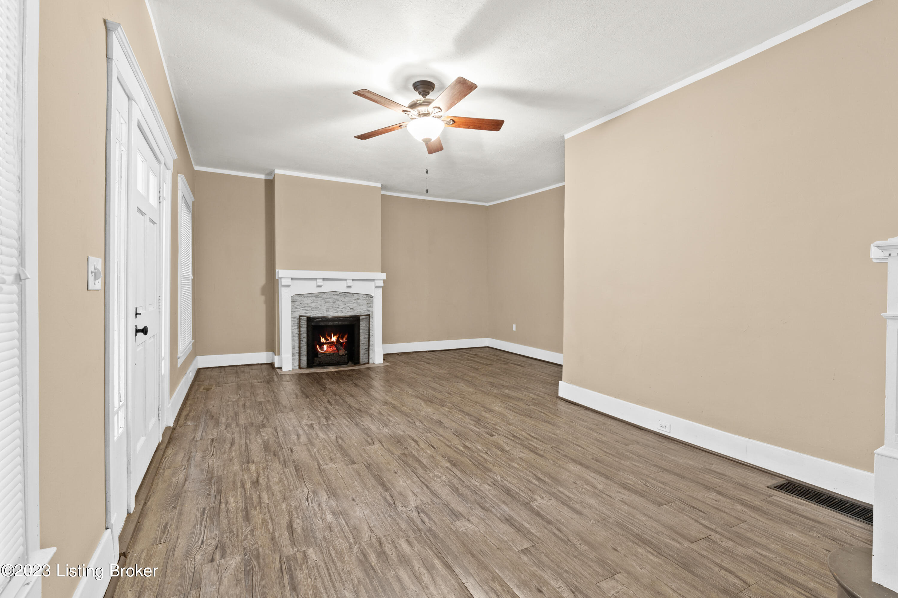 2315 Greenwood Ave