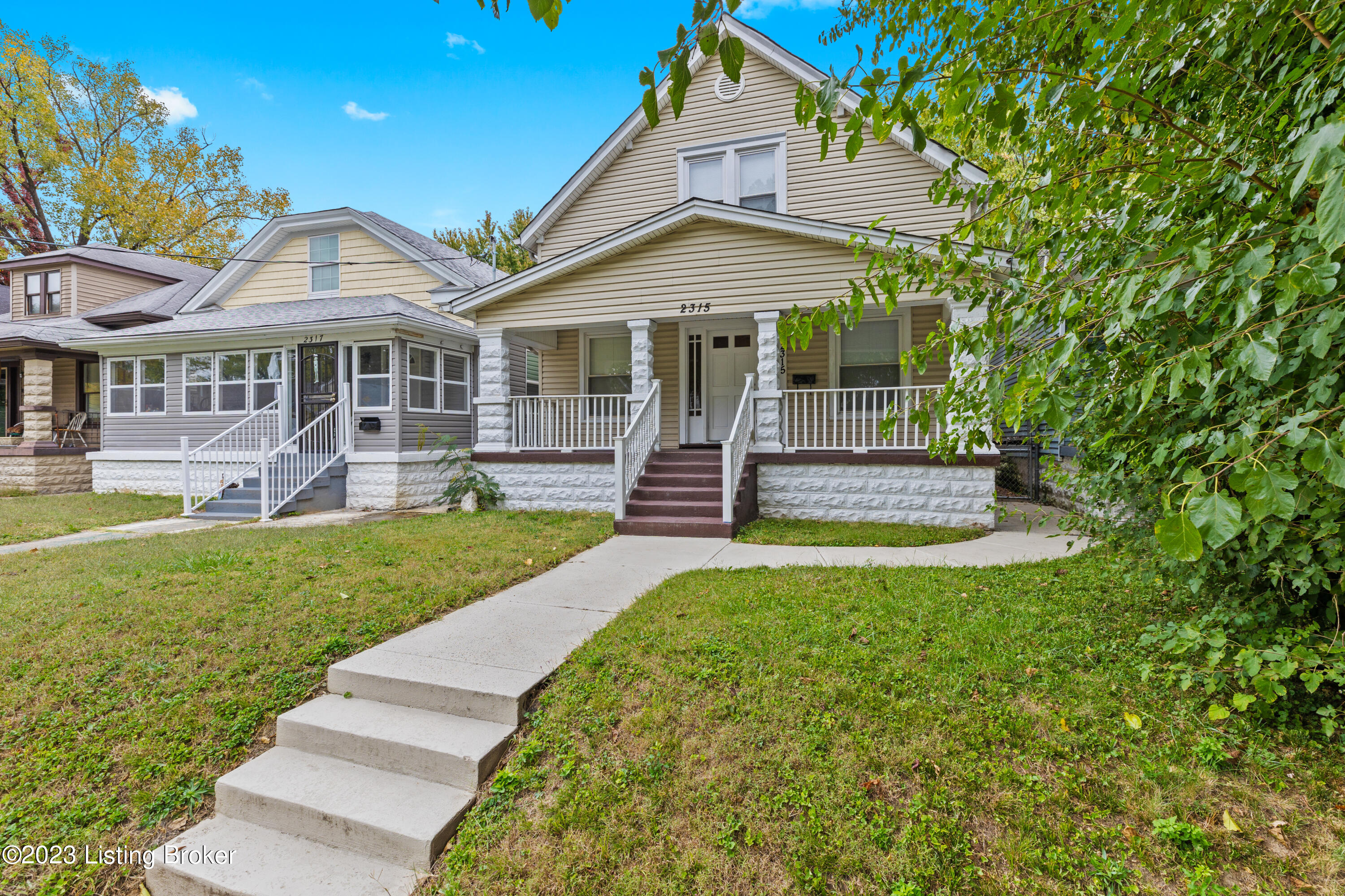 2315 Greenwood Ave