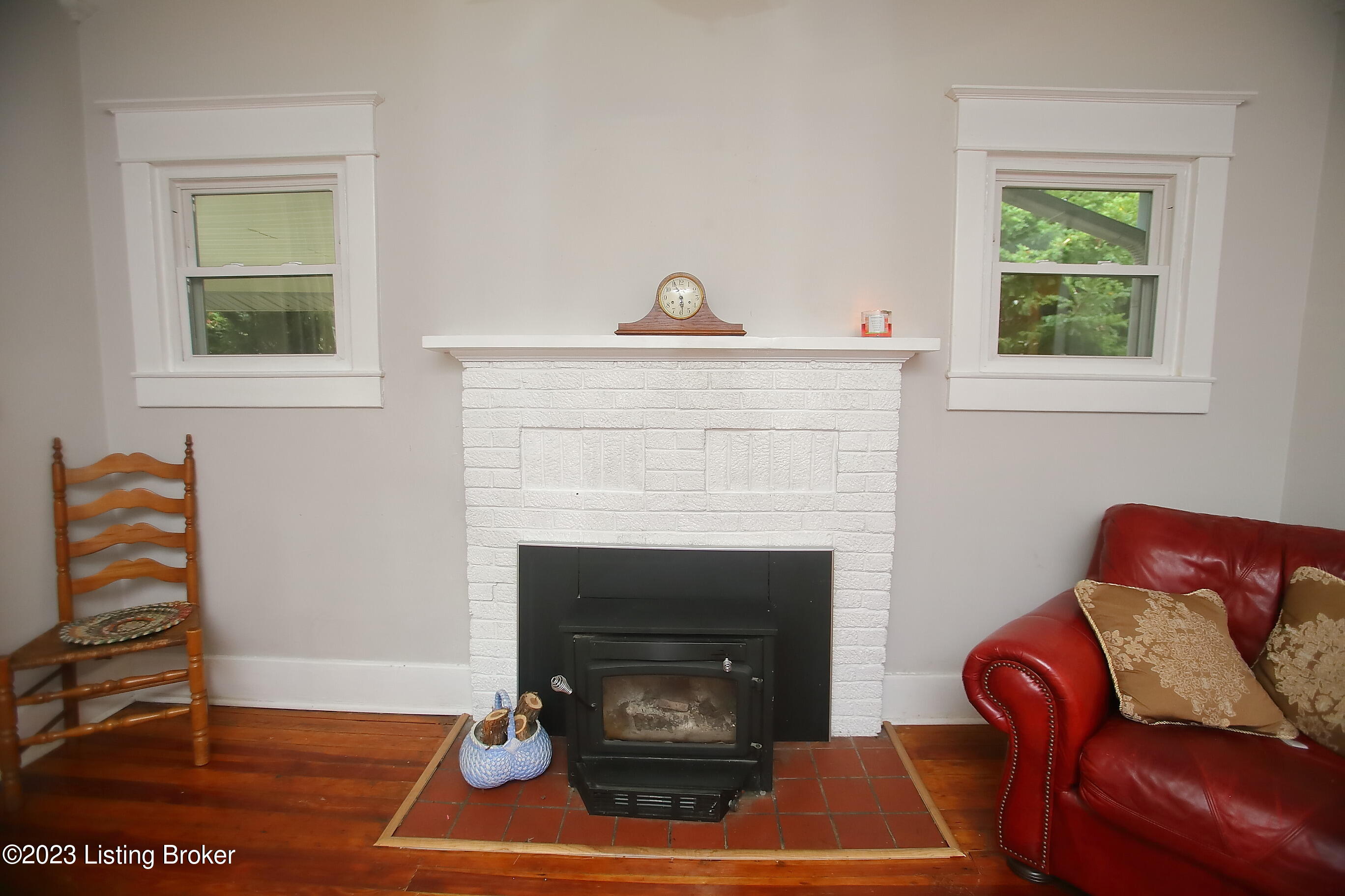 1720 Lakeside Dr