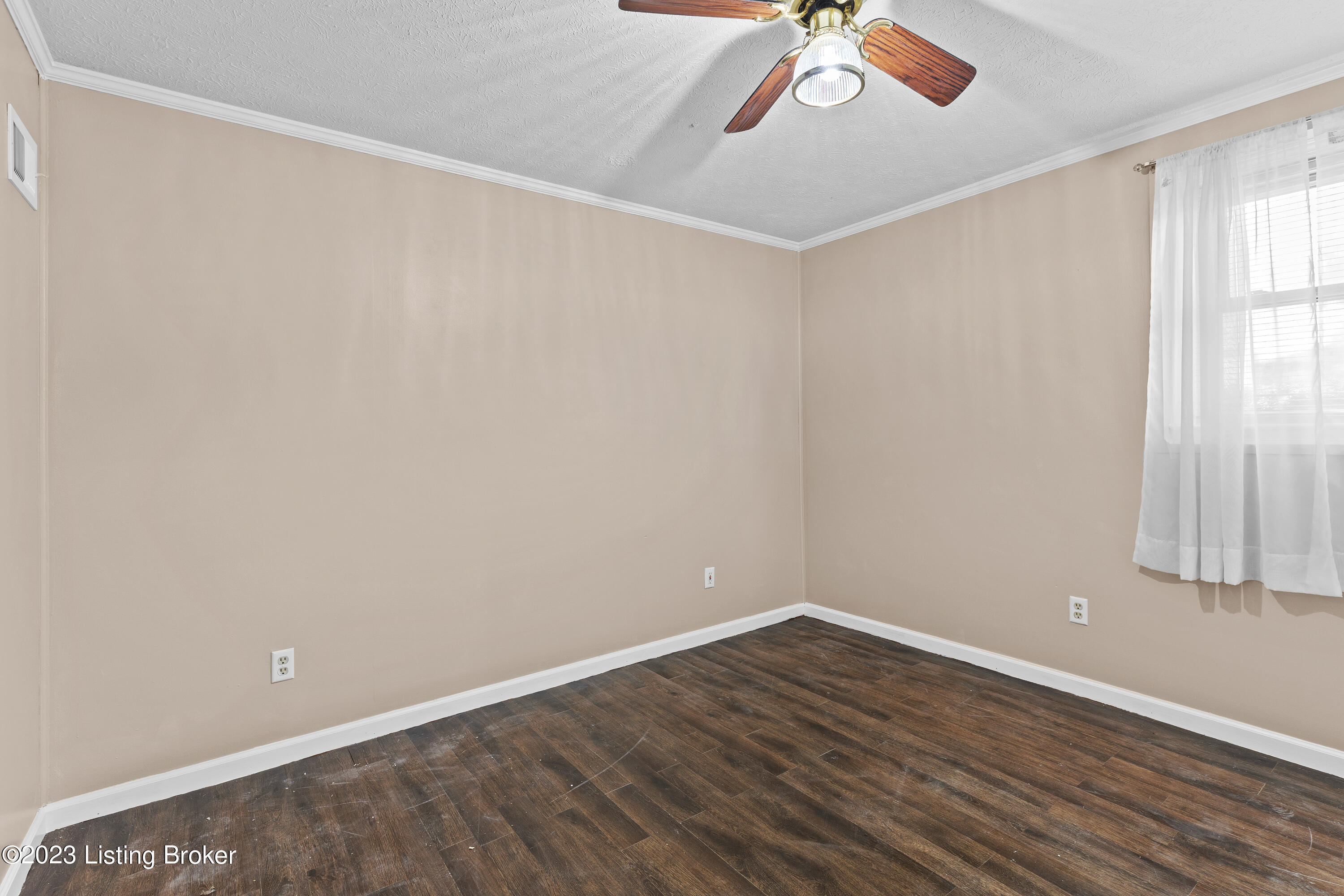 7013 Glendale Rd